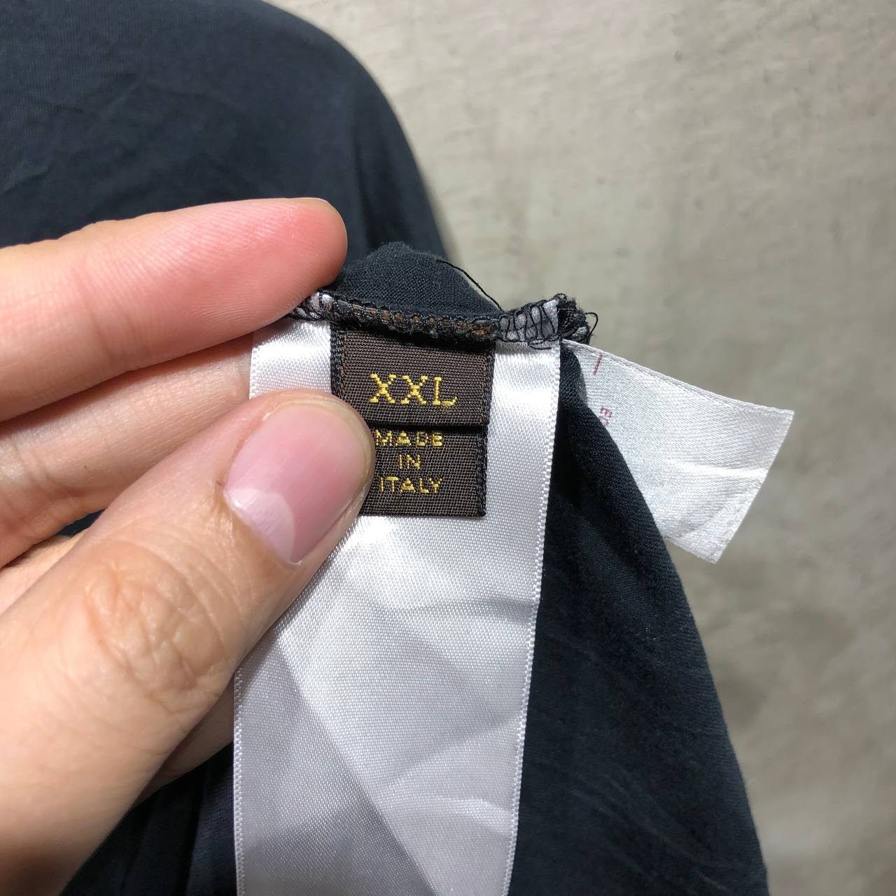 Louis Vuitton Louis Vuitton Pretzel Tee Size US L / EU 52-54 / 3 - 7 Thumbnail