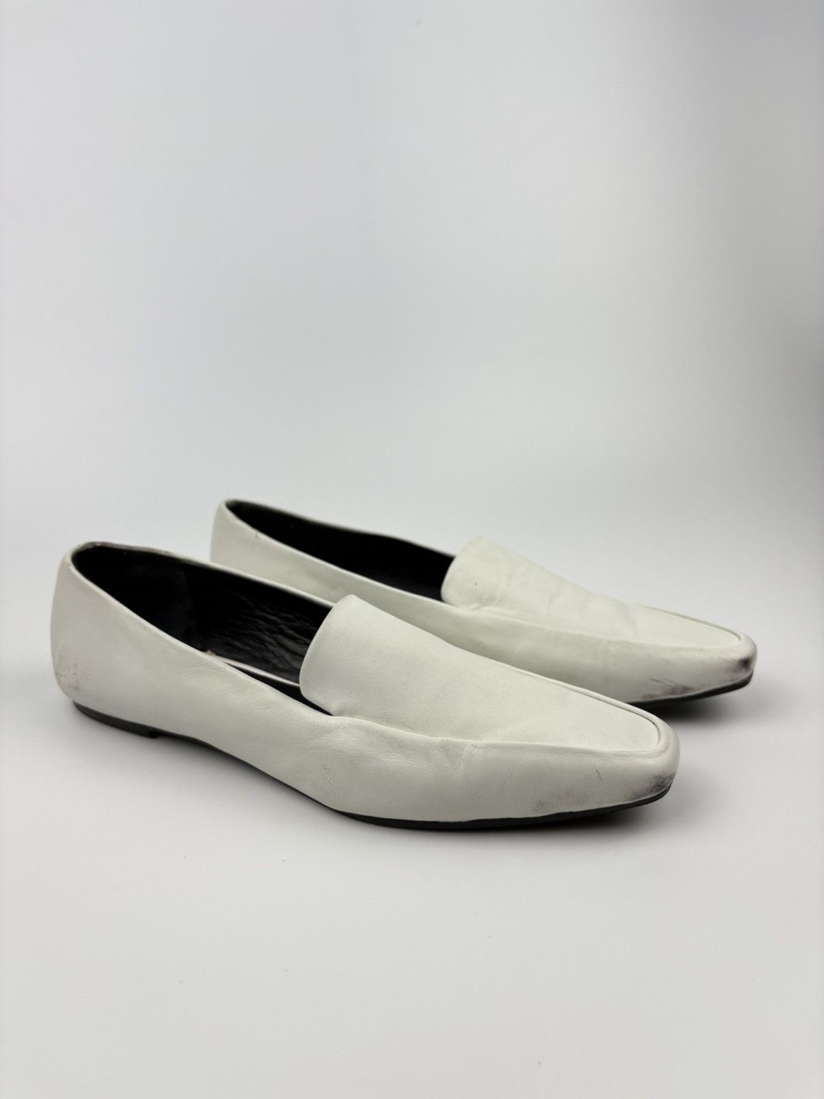 The Row The Row White Leather Minimal Loafer Size US 9 / IT 39 - 1 Thumbnail