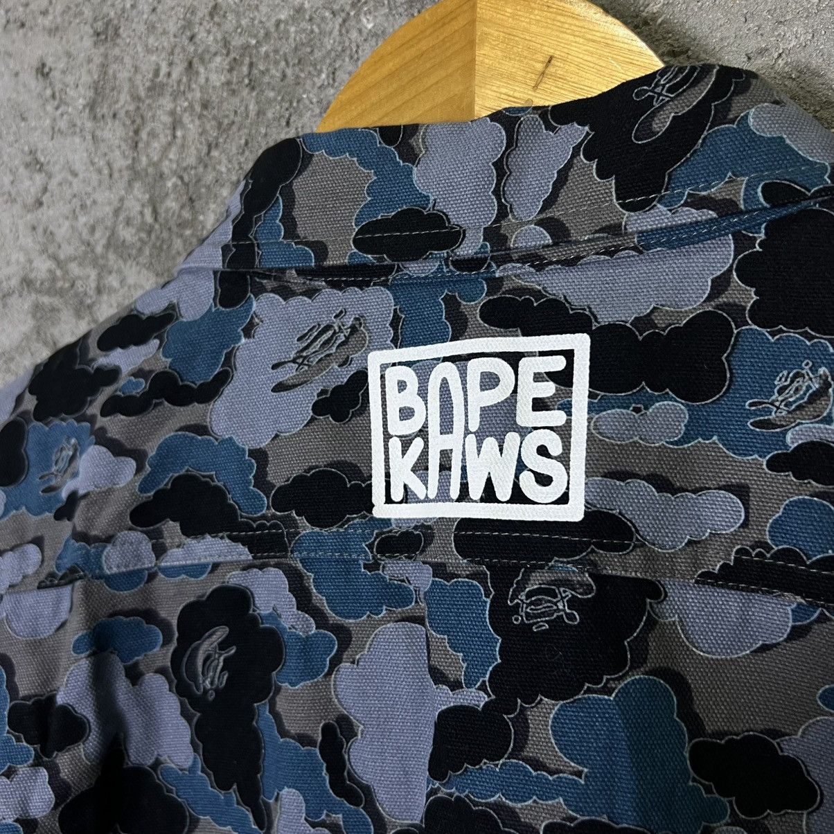 Bape × Kaws Bape x Kaws - Cloud Camo Work Shirt Size US L / EU 52-54 / 3 - 5 Thumbnail