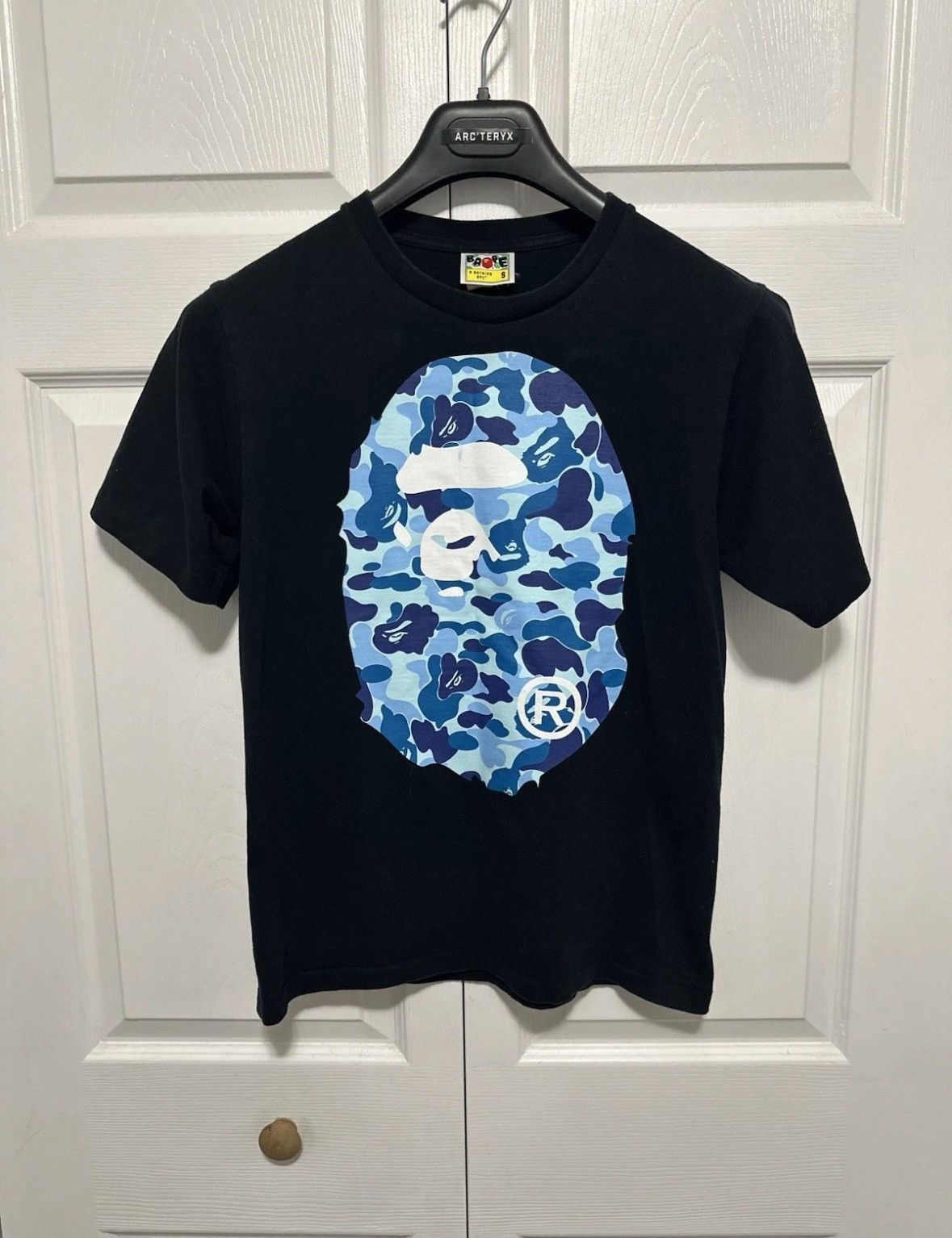Bape Bape Big logo monkey t shirt Size US S / EU 44-46 / 1 - 1 Thumbnail