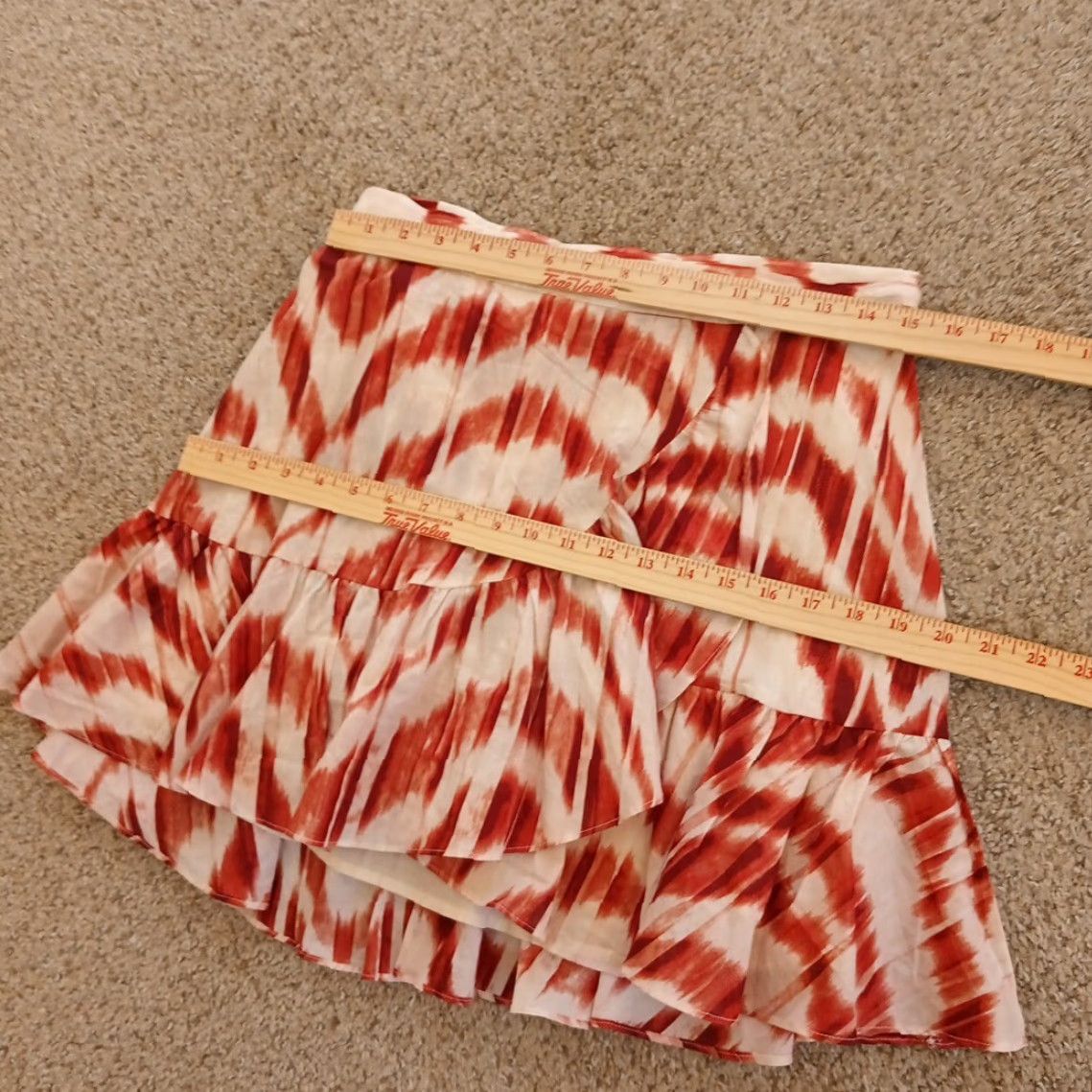 Banana Republic Banana Republic Skirt PXS Petites Short Red Geometric Flare Lined Belted Pull On Women Size 26" / US 2 / IT 38 - 2 Thumbnail