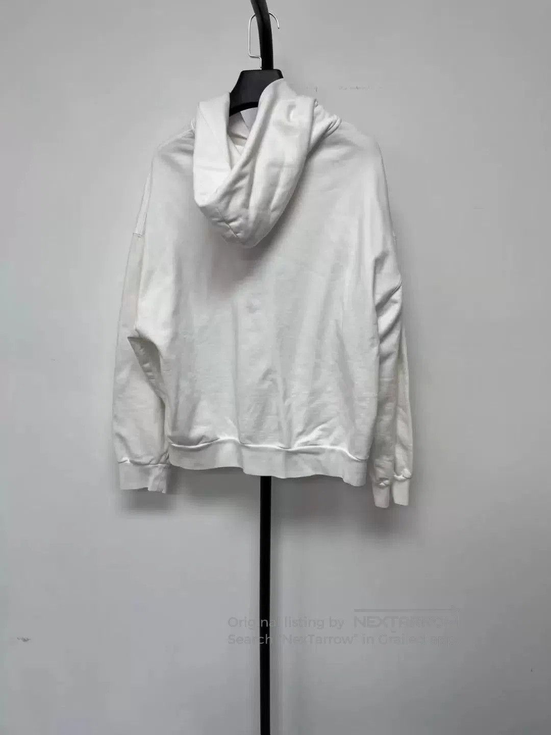 Balenciaga balenciaga white hoodie sweatshirt size small. Size US S / EU 44-46 / 1 - 2 Thumbnail