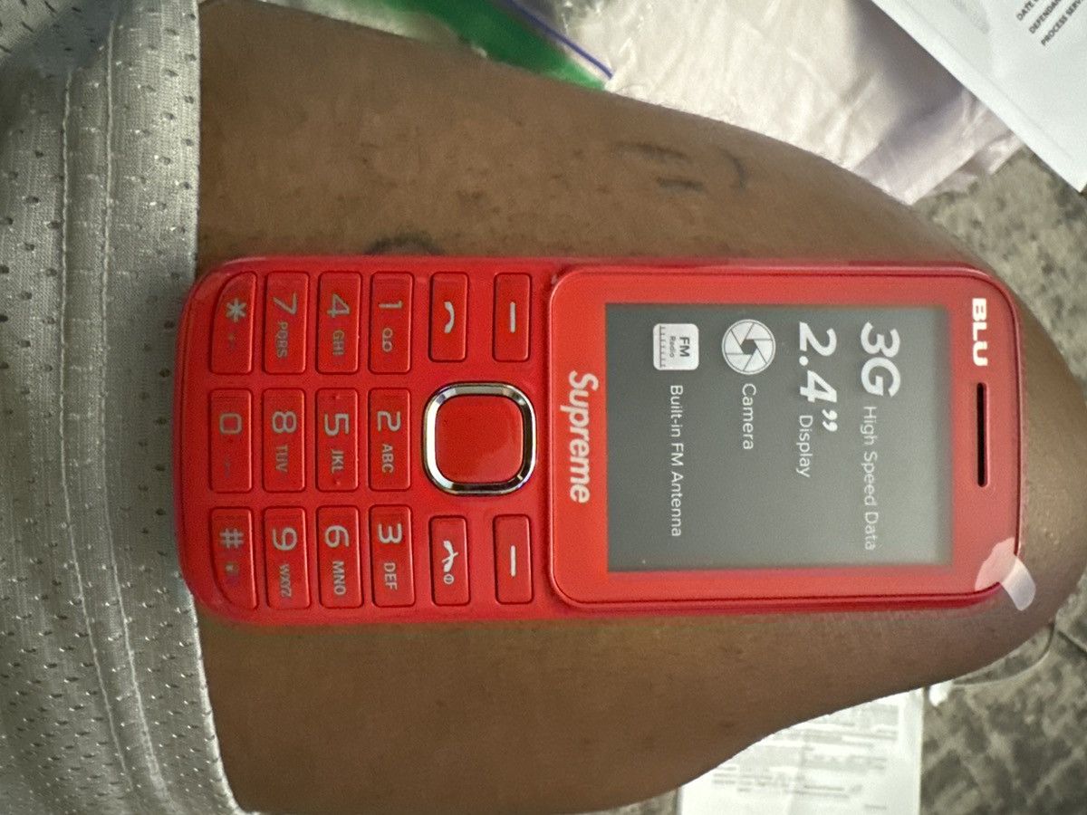 Supreme Blu Smartphone Size ONE SIZE - 2 Thumbnail