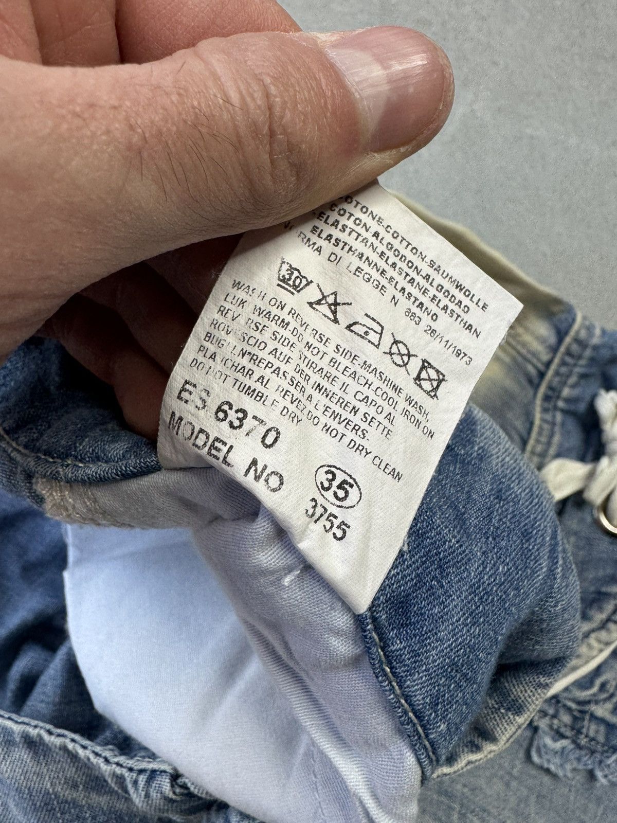 Dsquared2 × Vintage Vintage Dsqaured2 Distressed Denim Y2K Black Jeans Size US 32 / EU 48 - 10 Thumbnail