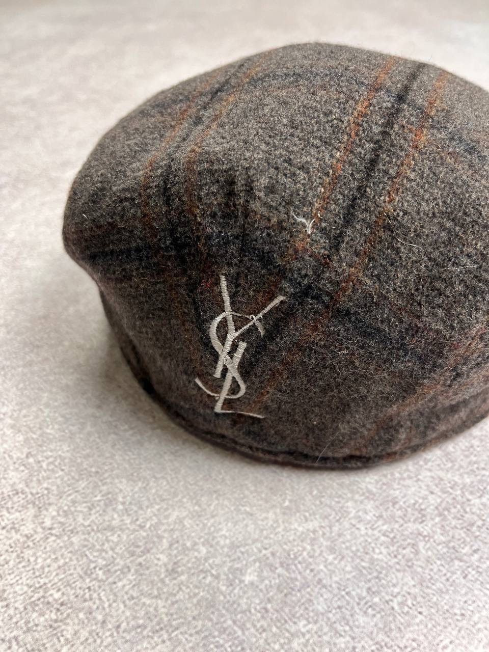 Saint Laurent Paris × Vintage × Yves Saint Laurent VINTAGE YSL YVES SAINT LAURENT BIG LOGO BERET HAT OS Size ONE SIZE - 2 Thumbnail
