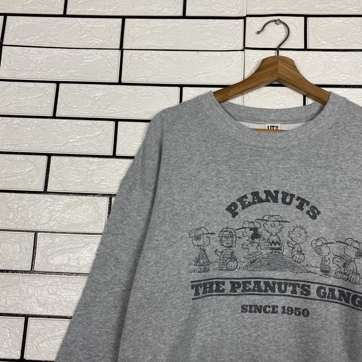Japanese Brand Vintage Sweatshirt UT Peanuts Big Logo Size US M / EU 48-50 / 2 - 8 Thumbnail
