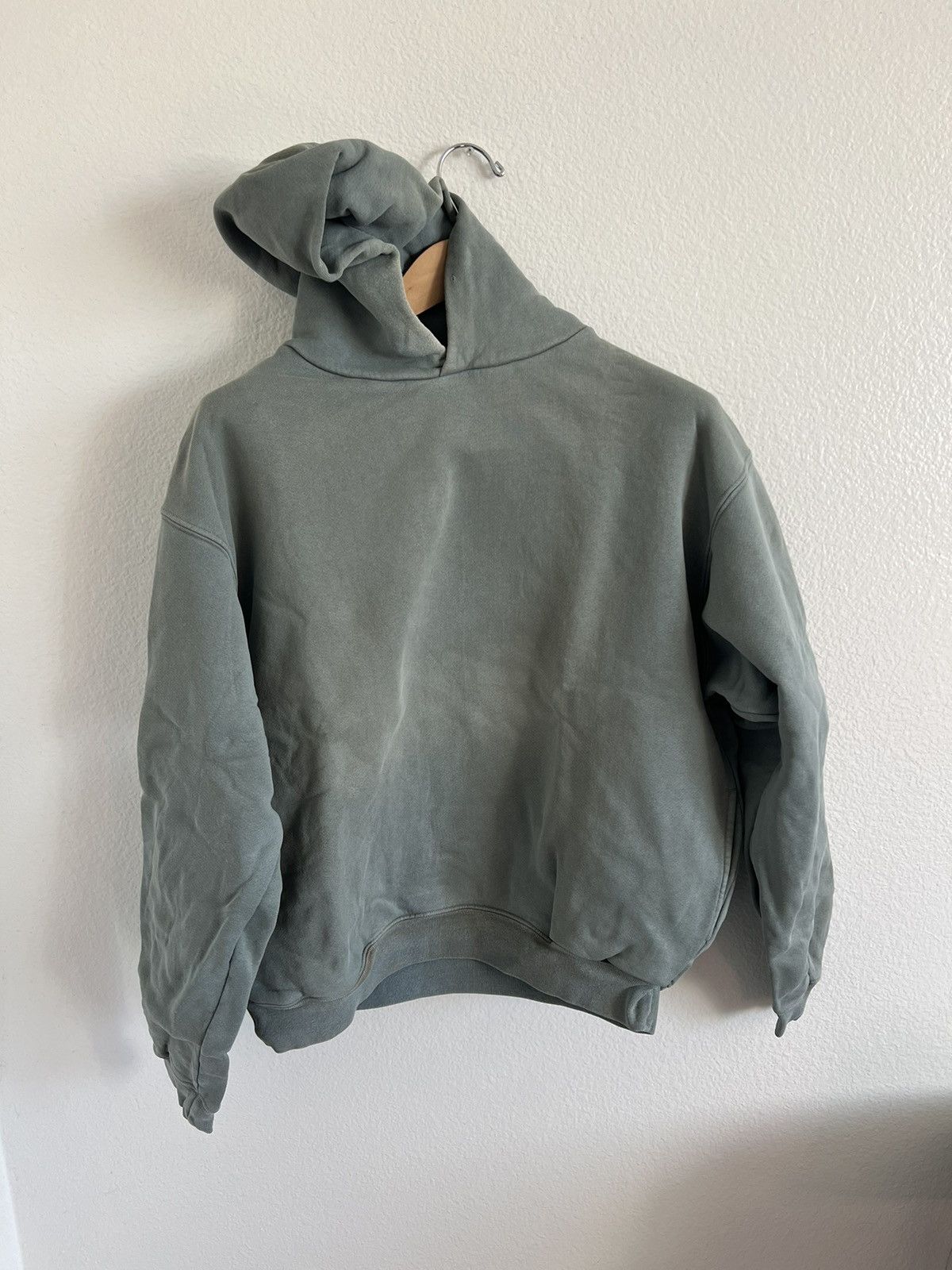 Yeezy season 6 sale glacier hoodie