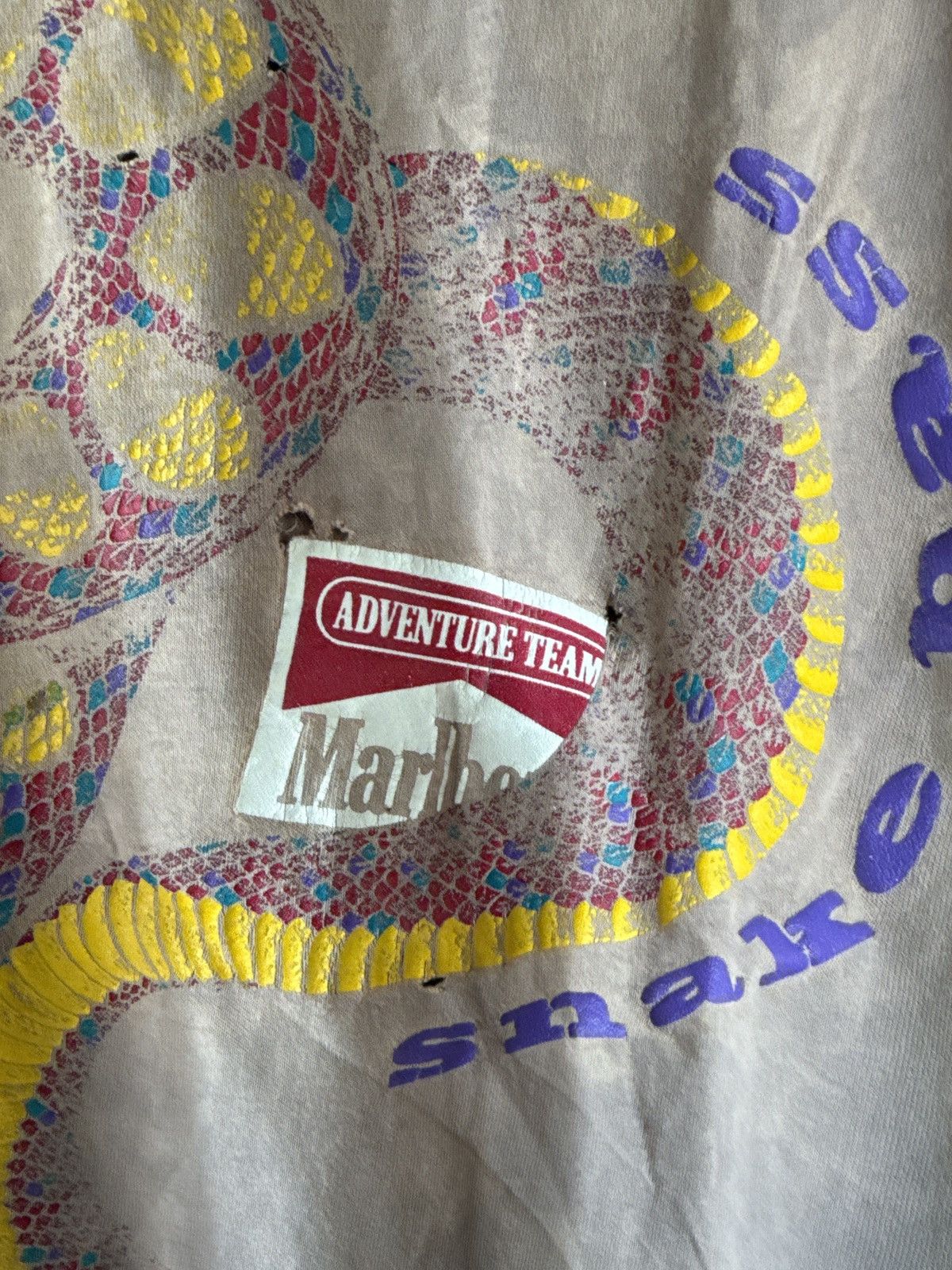 Other Vintage Marlboro Snake Tee Size US XL / EU 56 / 4 - 5 Thumbnail