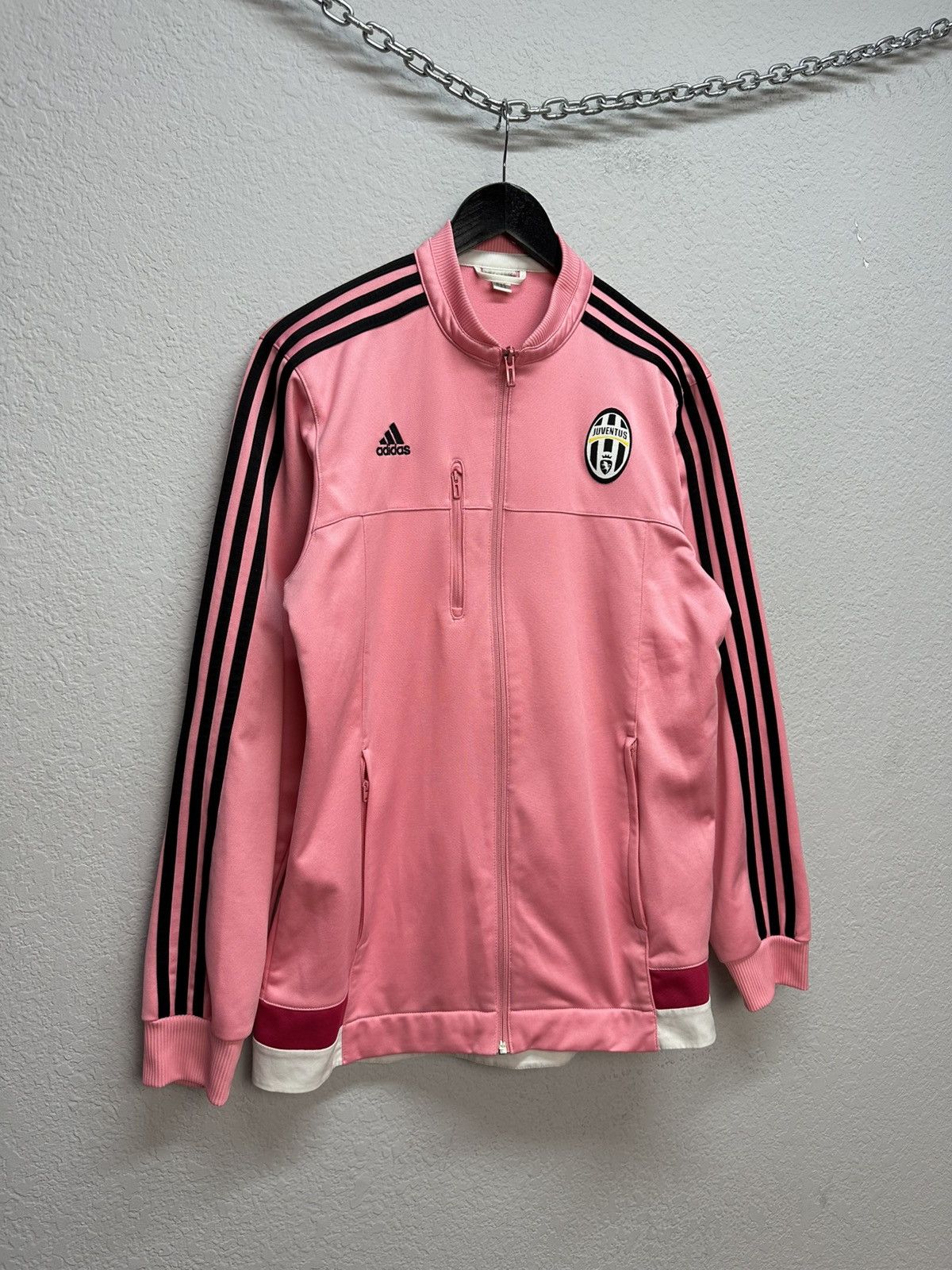 Adidas Vintage Adidas Juventus Pink 2015 Track Jacket Drake Rare Size US L / EU 52-54 / 3 - 5 Thumbnail