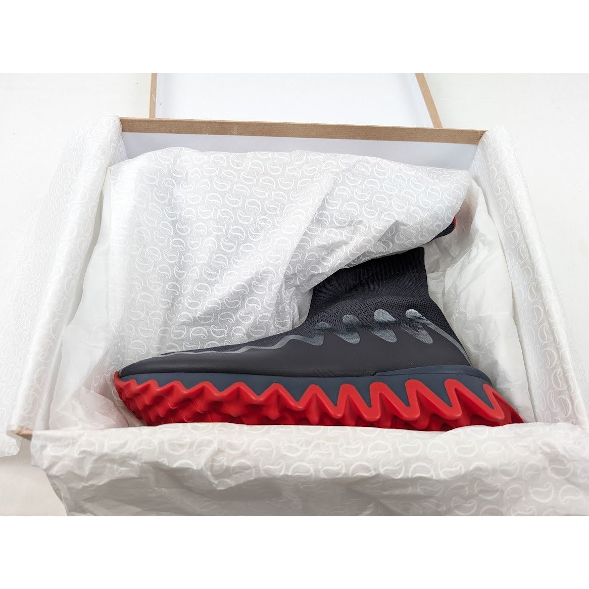 Christian Louboutin o1rshd1 Sharky Sock Pull-On Sneakers in Version Rock Size US 12 / EU 45 - 19 Thumbnail