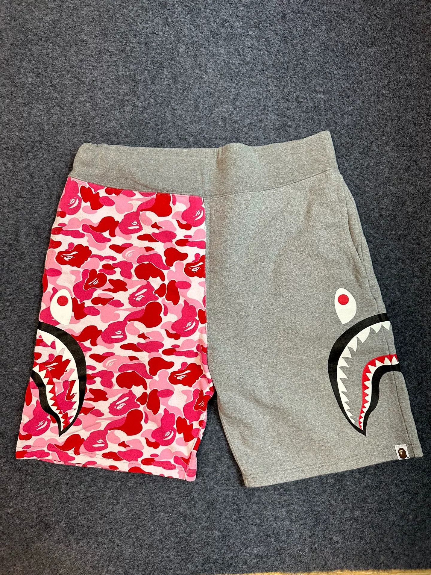 Bape Bape X Multi Shark Shorts Designer Size US 38 / EU 54 - 1 Thumbnail