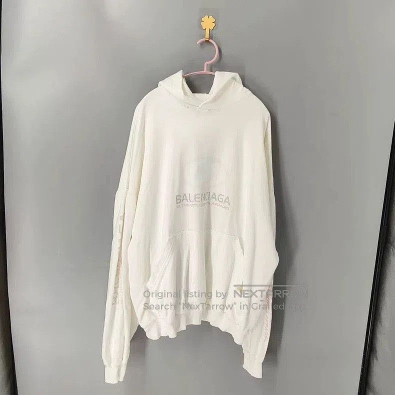 Balenciaga Balenciaga Logo Distressed Hooded Sweatshirt. Size US XS / EU 42 / 0 - 1 Thumbnail