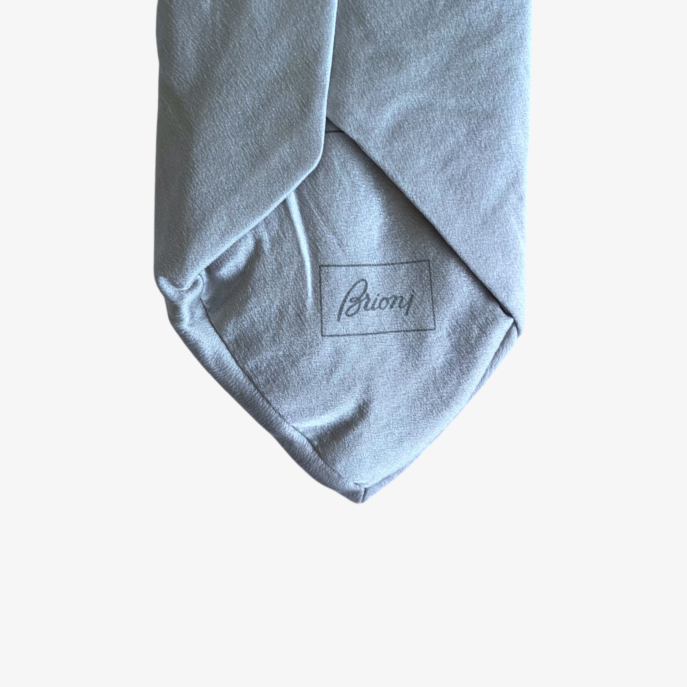 Brioni Vintage 90s Brioni Plain Grey Silver Silk Tie Size ONE SIZE - 4 Thumbnail