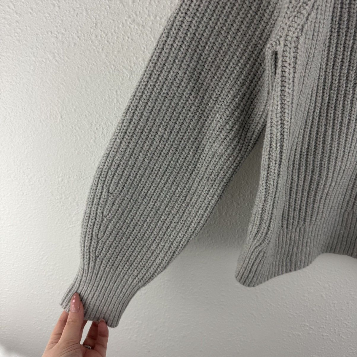 Old Navy OLD NAVY Light Grey Shaker-Stitch Cardigan Sweater Size M / US 6-8 / IT 42-44 - 7 Thumbnail