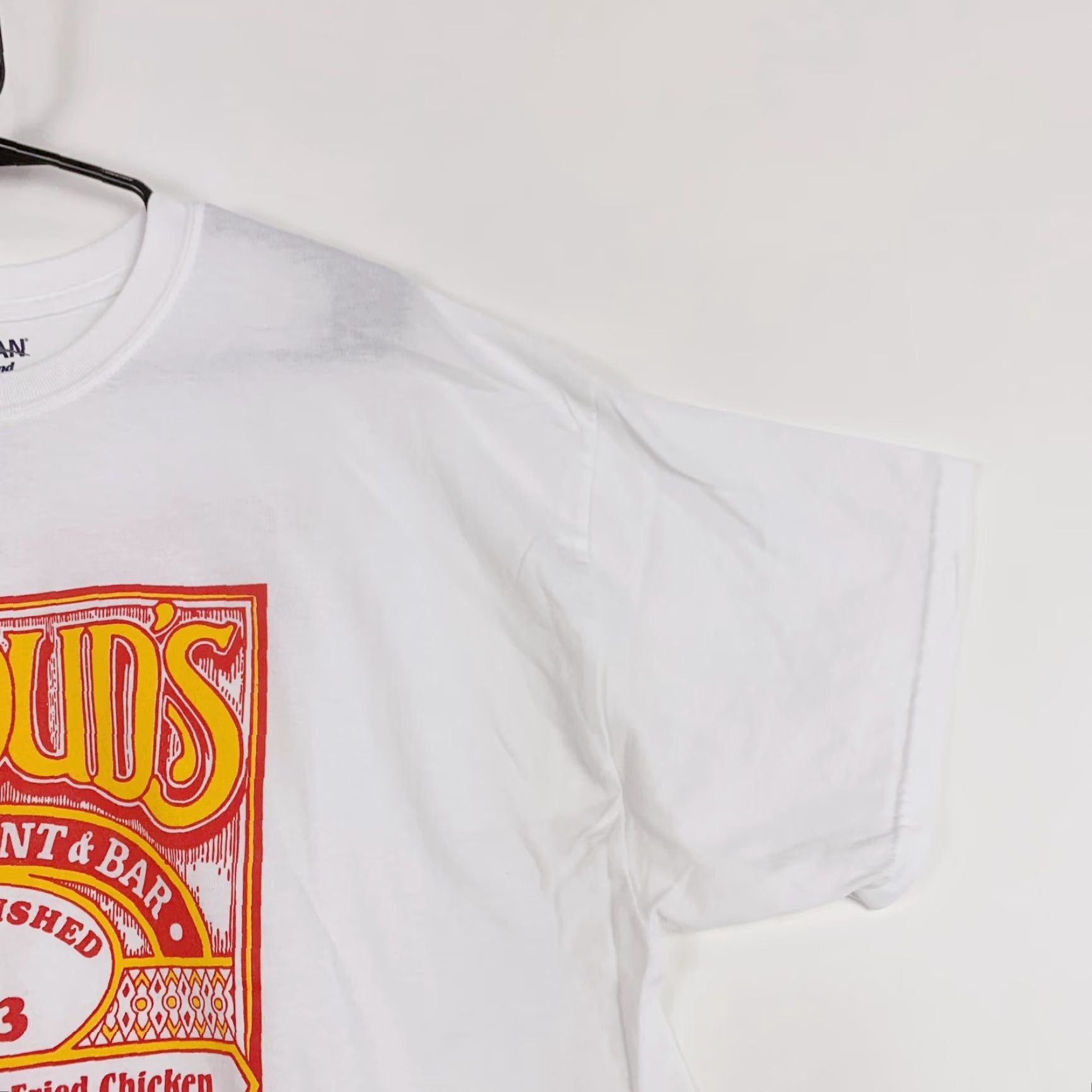 Gildan Strouds Restaurant Kansas City White Tee T-Shirt XL Unisex Adults Short Sleeve Crew Neck Vintage? Size US XL / EU 56 / 4 - 3 Thumbnail