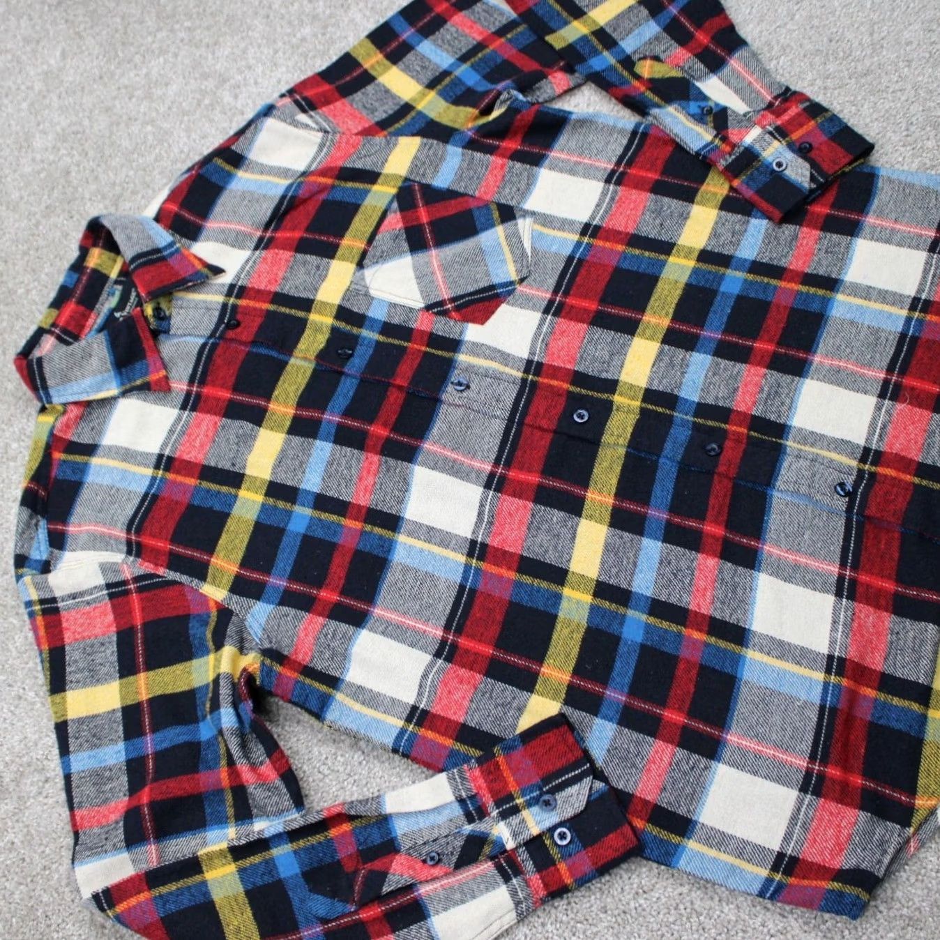 Vintage TAILOR VINTAGE Button-Up Shirt Mens XL Red Plaid Cotton Long Sleeve Button-Front Size US XL / EU 56 / 4 - 7 Thumbnail