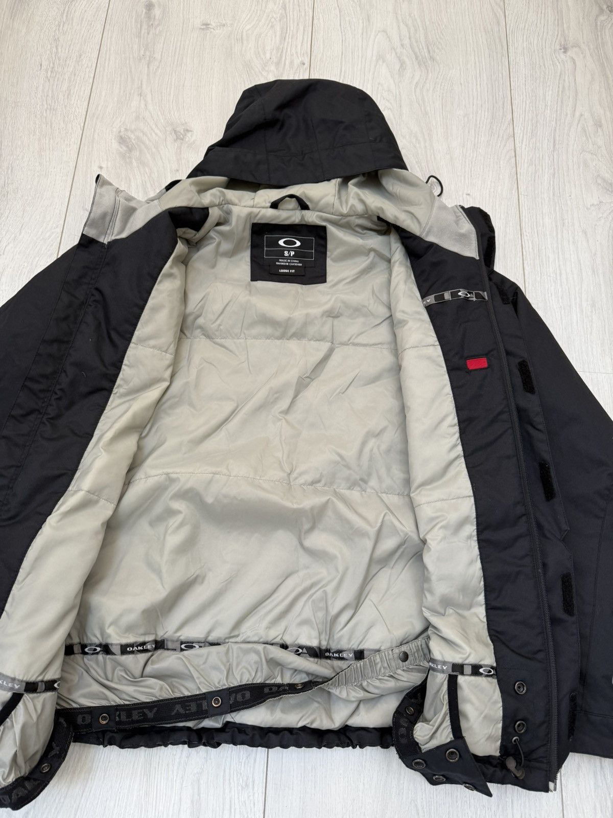 Oakley Oakley Winter Ski / Snowboard Jacket Size US L / EU 52-54 / 3 - 9 Thumbnail