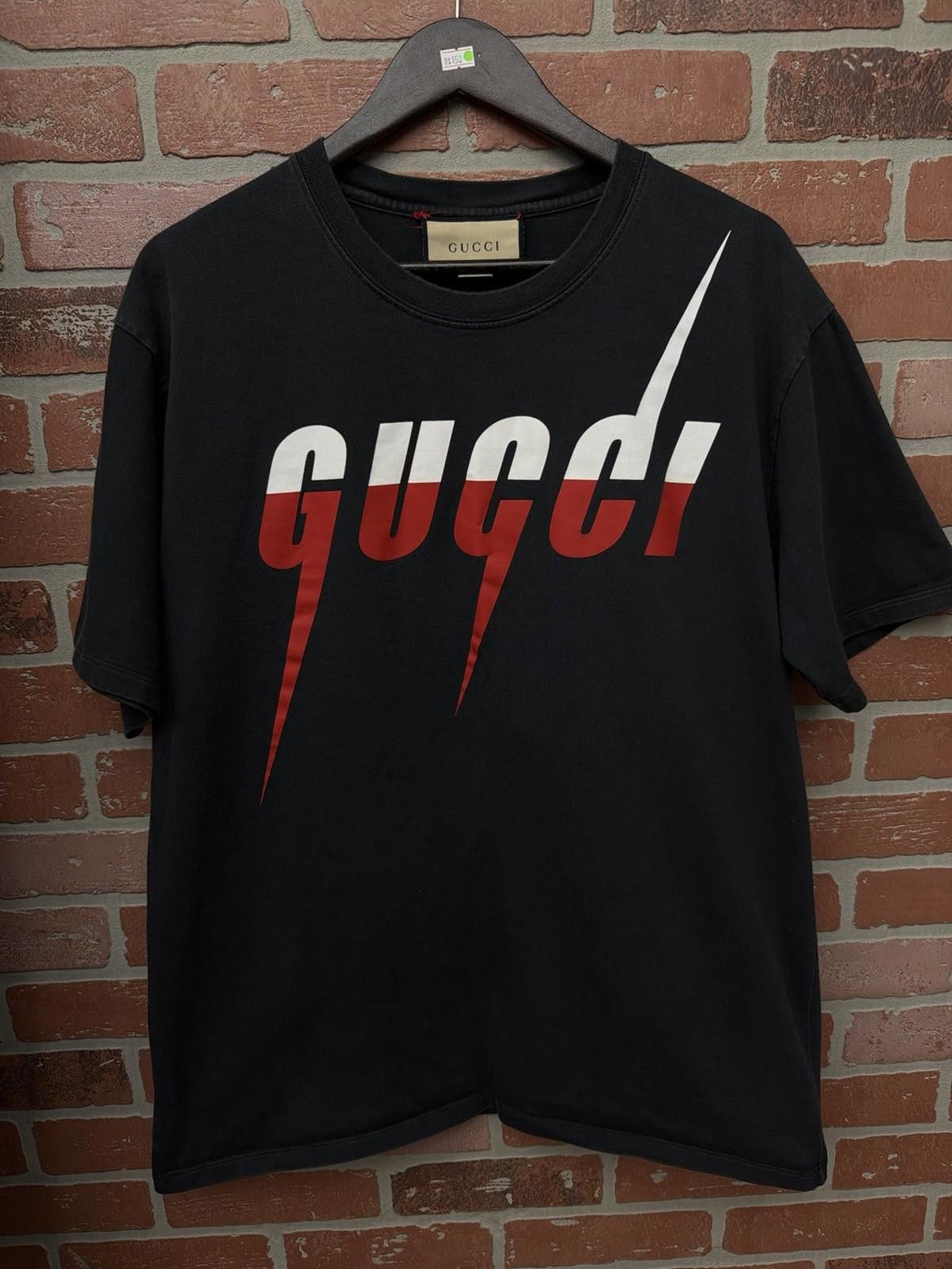 Gucci Gucci Men's Short Sleeve T-Shirt Blade Logo Black Size XL Size US XL / EU 56 / 4 - 1 Thumbnail