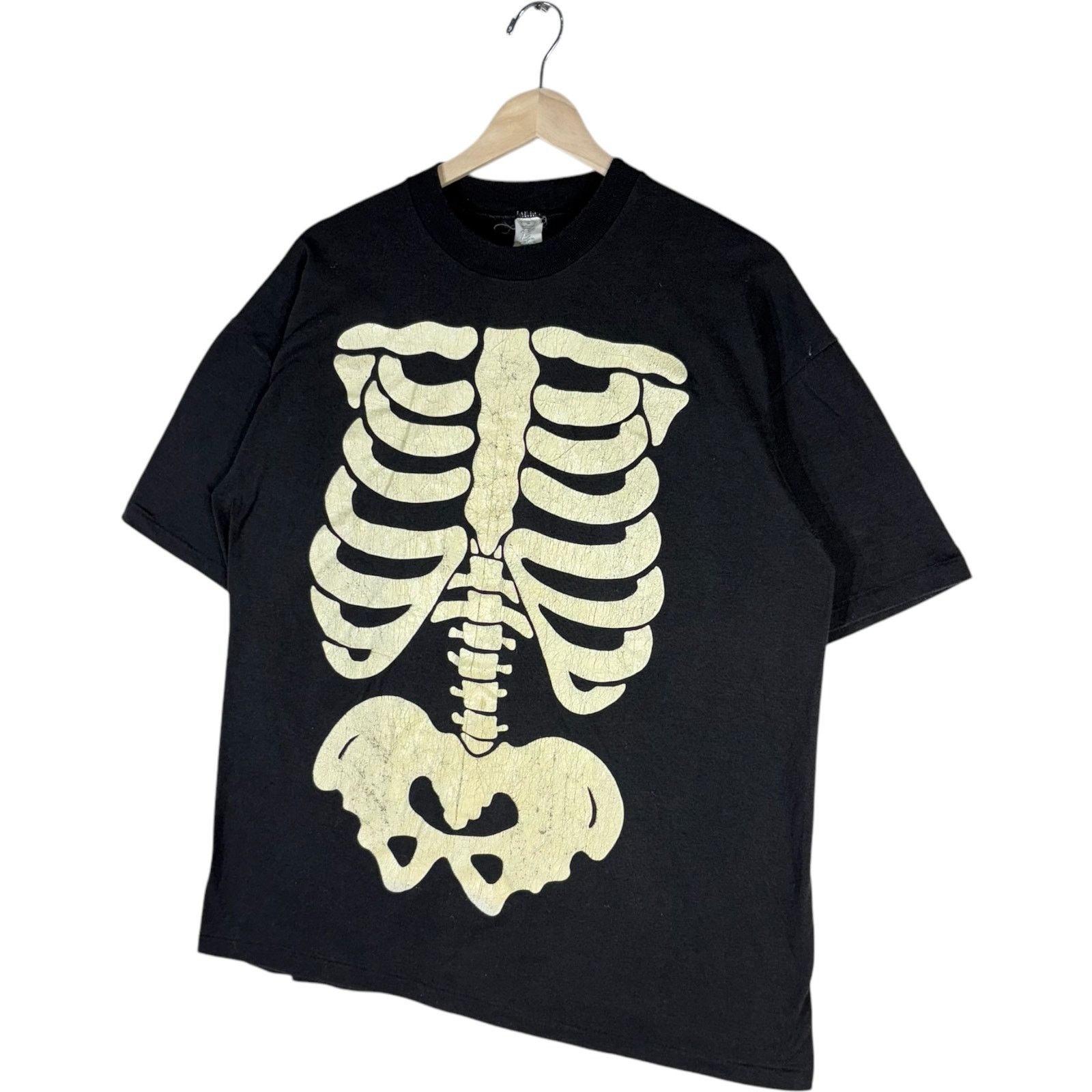 Vintage Vintage Hallmark Skeleton Ribcage Glow In The Dark Tee XL Size US XL / EU 56 / 4 - 3 Thumbnail