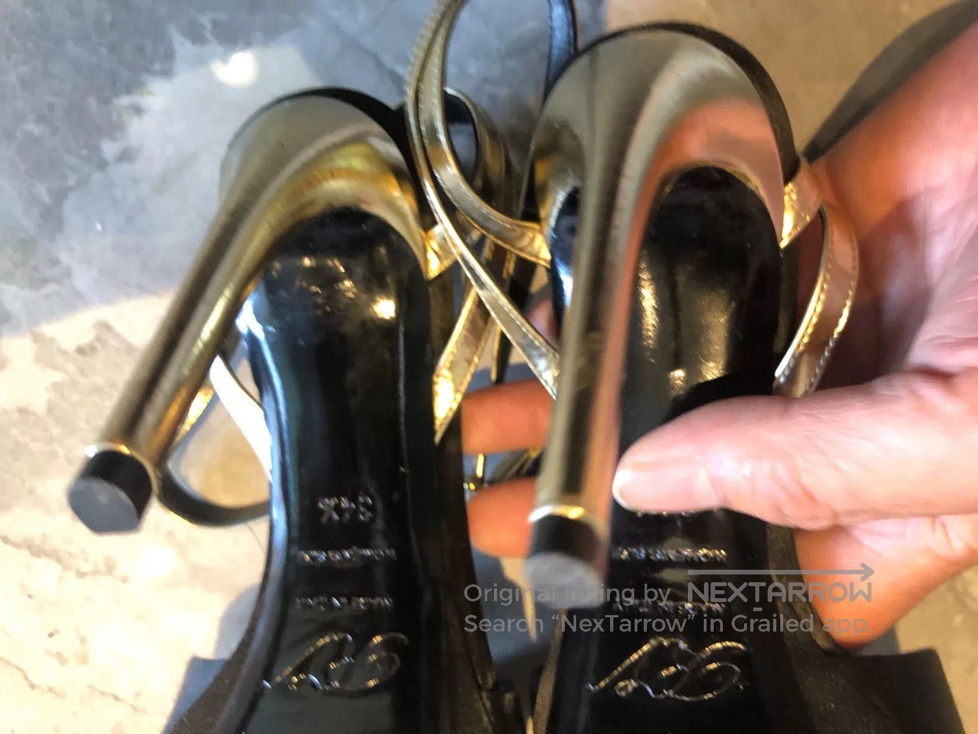 Roger Vivier Roger Vivier Gold Strap Platform Heel Sandal. Size US 4.5 / IT 34.5 - 8 Thumbnail
