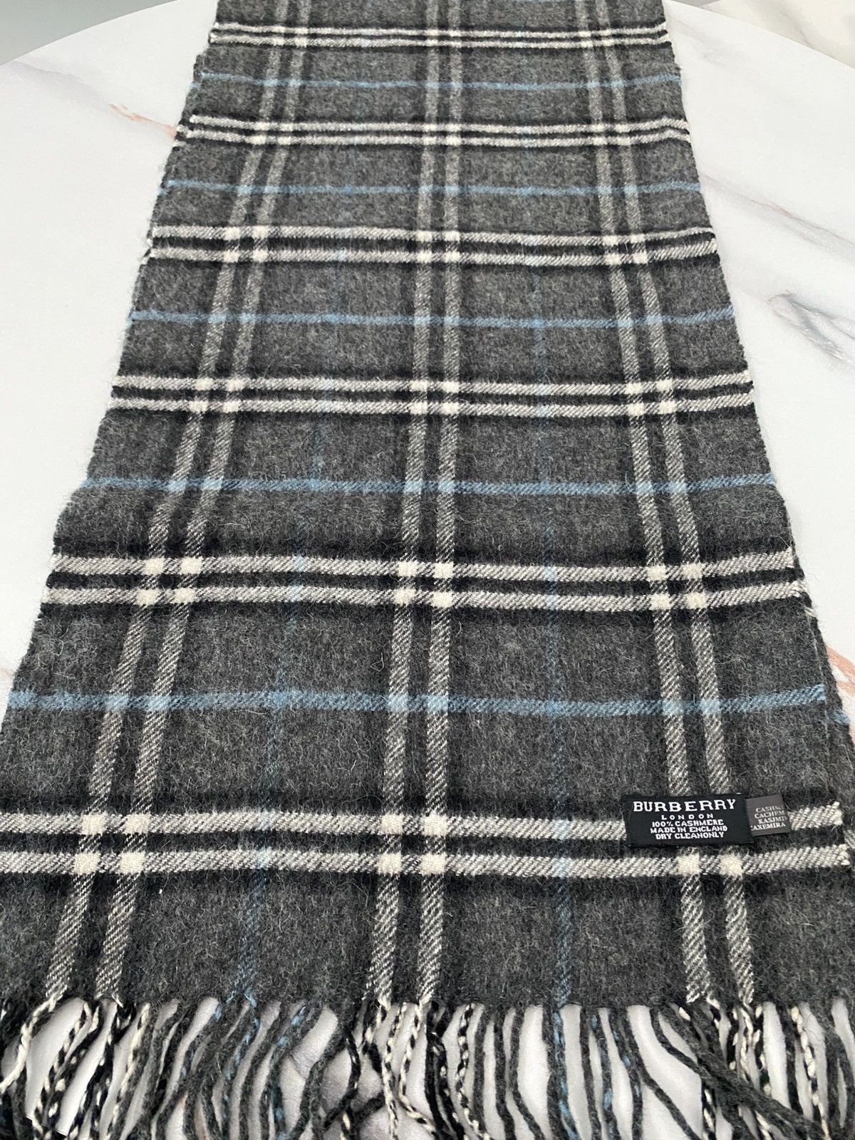 Burberry Burberry Made In England (code:A) Size ONE SIZE - 3 Thumbnail