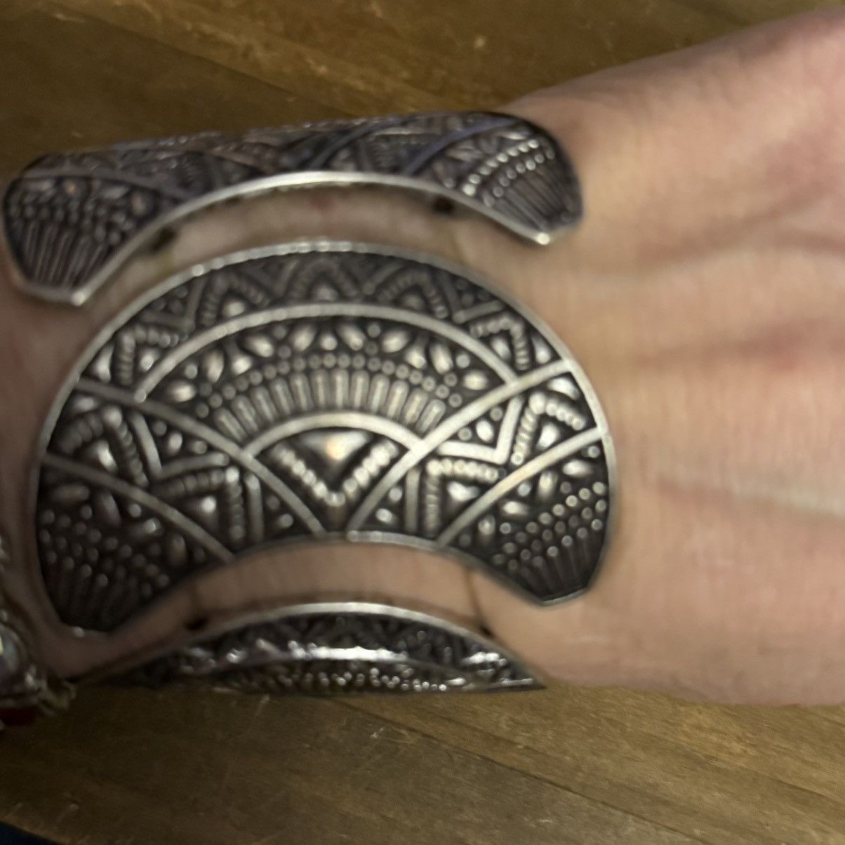 Other Silver tone tribal crescent moon stretch bracelet Size ONE SIZE - 2 Thumbnail