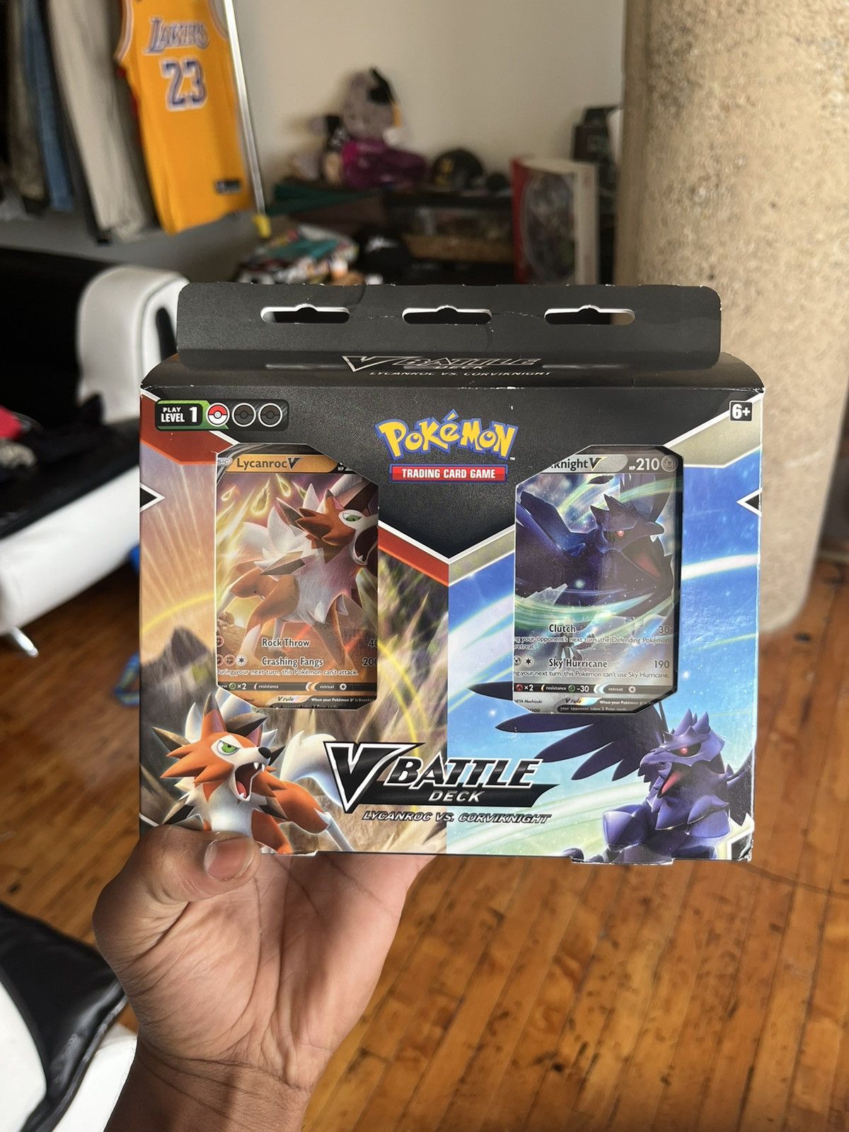 Pokemon Pokémon TCG: V Battle Deck: Lycanroc vs. Corviknight Size ONE SIZE - 3 Thumbnail