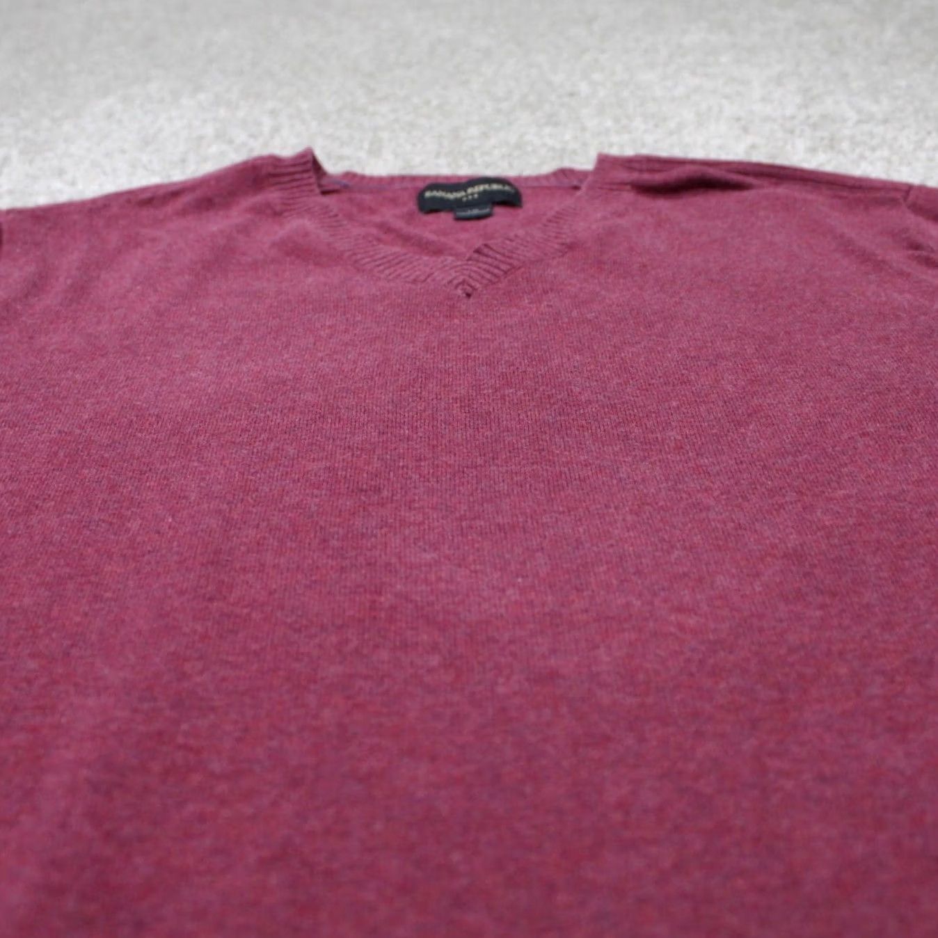 Banana Republic Banana Republic Sweater Men Large Red V-Neck 100% Cotton L/S Pullover Sweatshirt Size US L / EU 52-54 / 3 - 4 Thumbnail