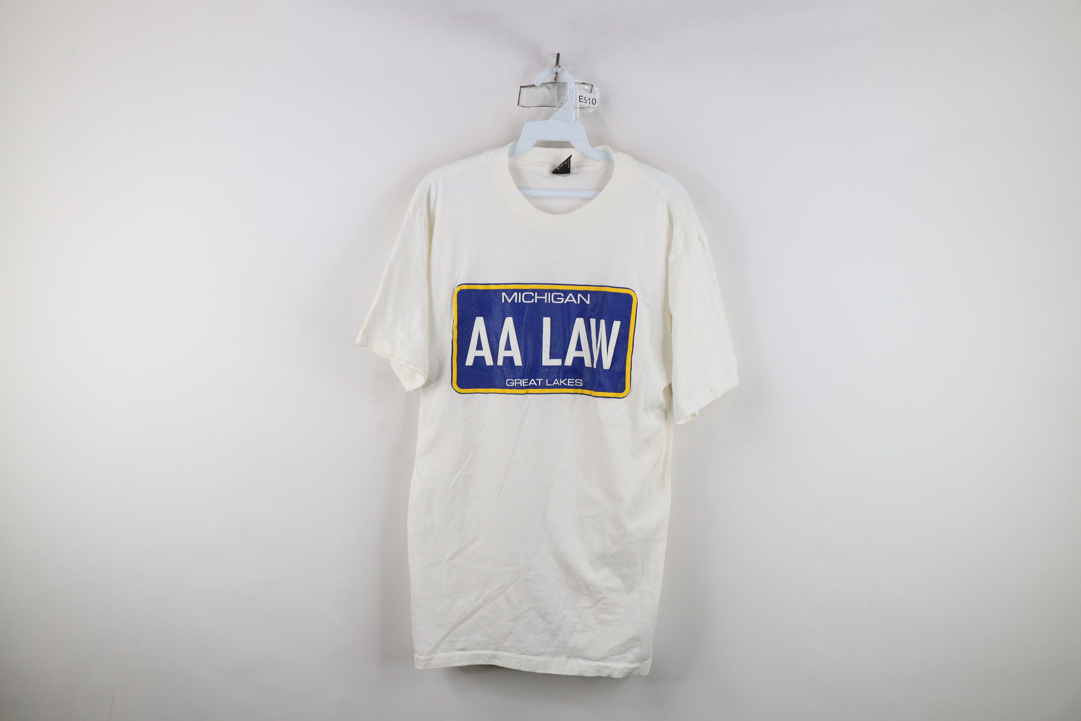 Vintage Vintage 70s University of Michigan Ann Arbor Lawyer T-Shirt Size US L / EU 52-54 / 3 - 1 Thumbnail