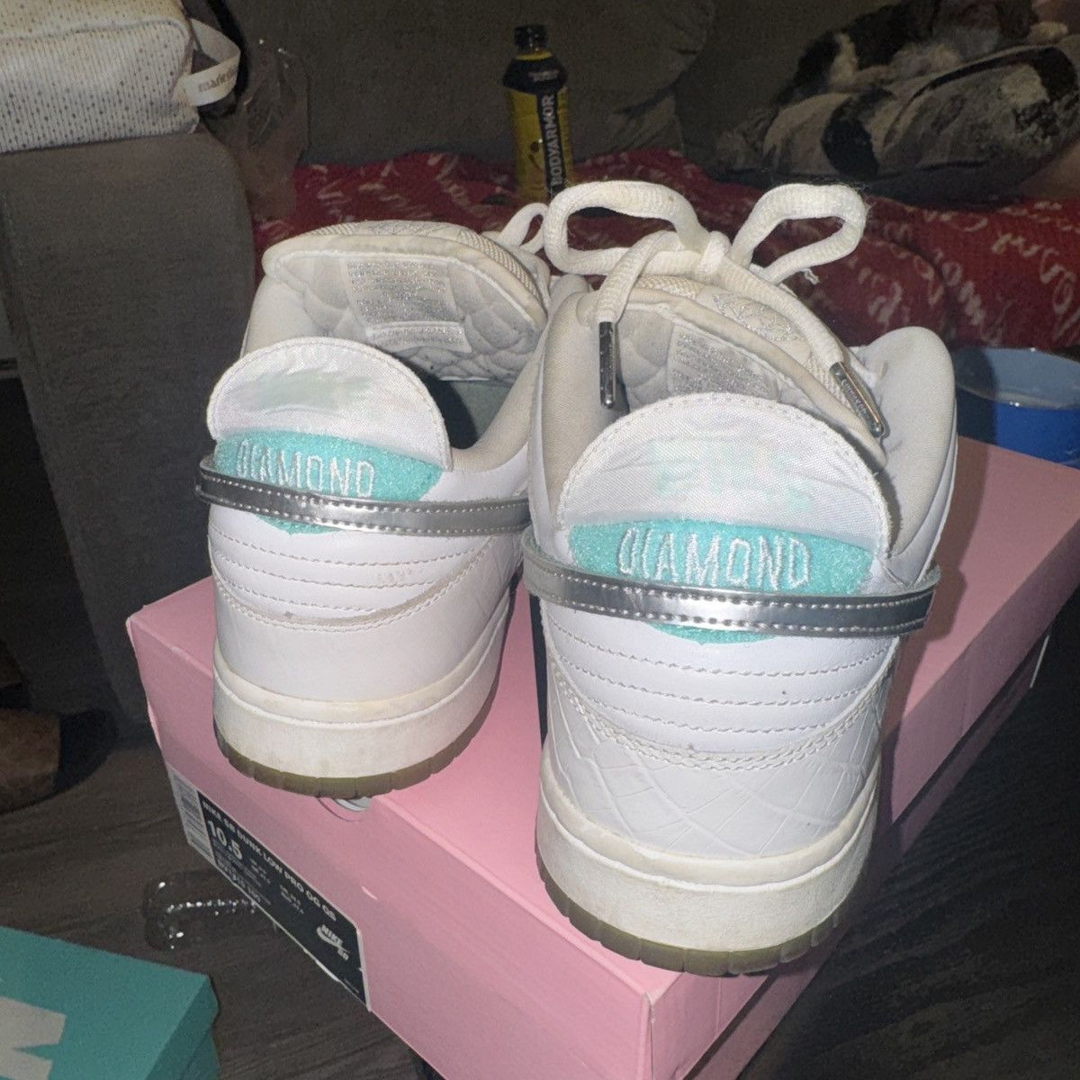 Diamond Supply Co. × Nike 2018 Nike SB Dunk Low x Diamond Supply Co White Size 10.5 Size US 10.5 / EU 43-44 - 11 Thumbnail