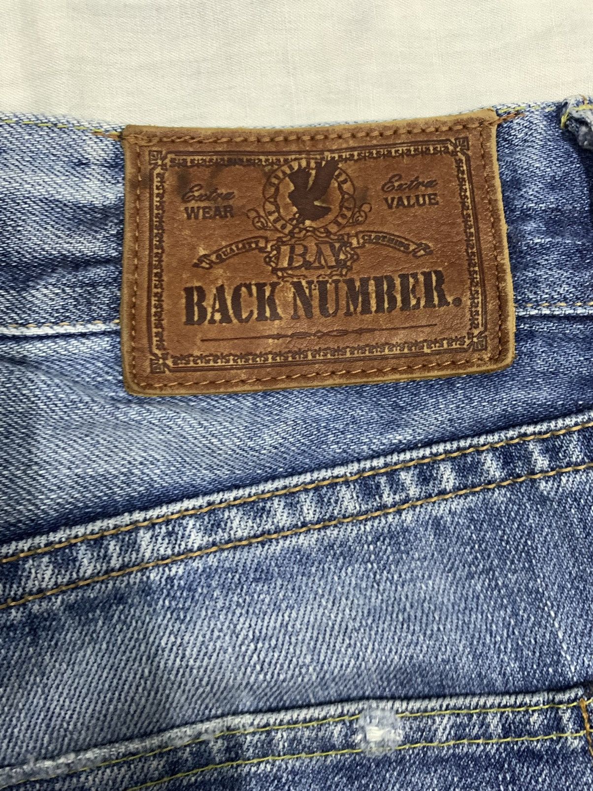 Japanese Brand Vintage Back Number Whiskers Straight Leg Distressed Jeans Size US 32 / EU 48 - 13 Thumbnail