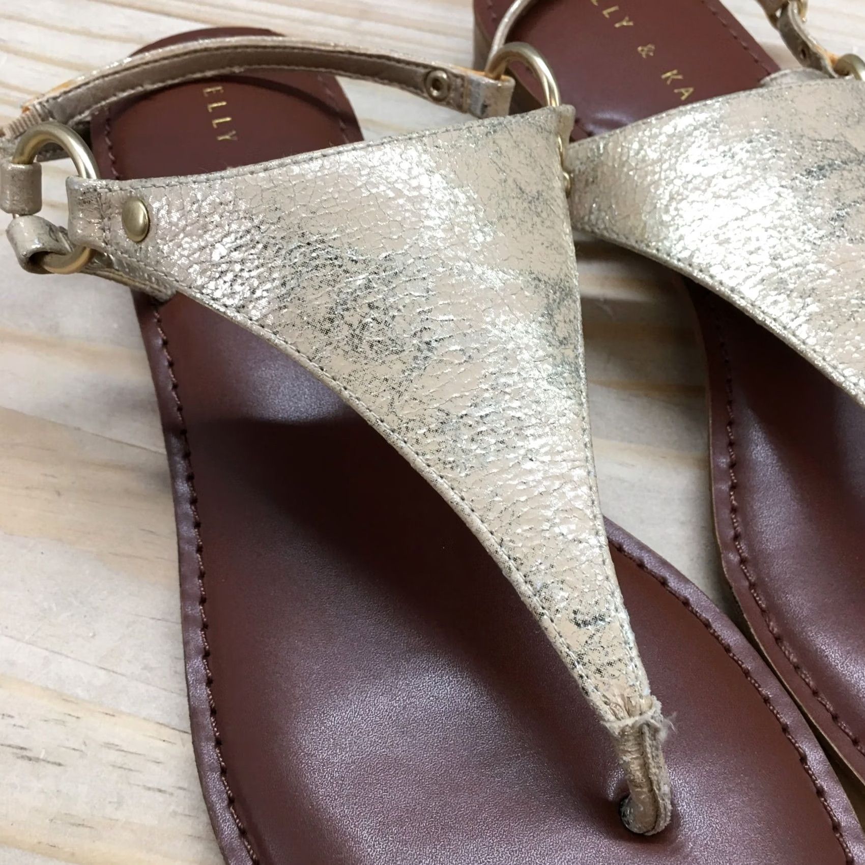 Vintage Kelly And Katie Sandals Womens 9 Bania Casual Slingback Gold Faux Leather Flat Slip-On Adjustable Buckle Shoes Size US 9 / IT 39 - 7 Thumbnail