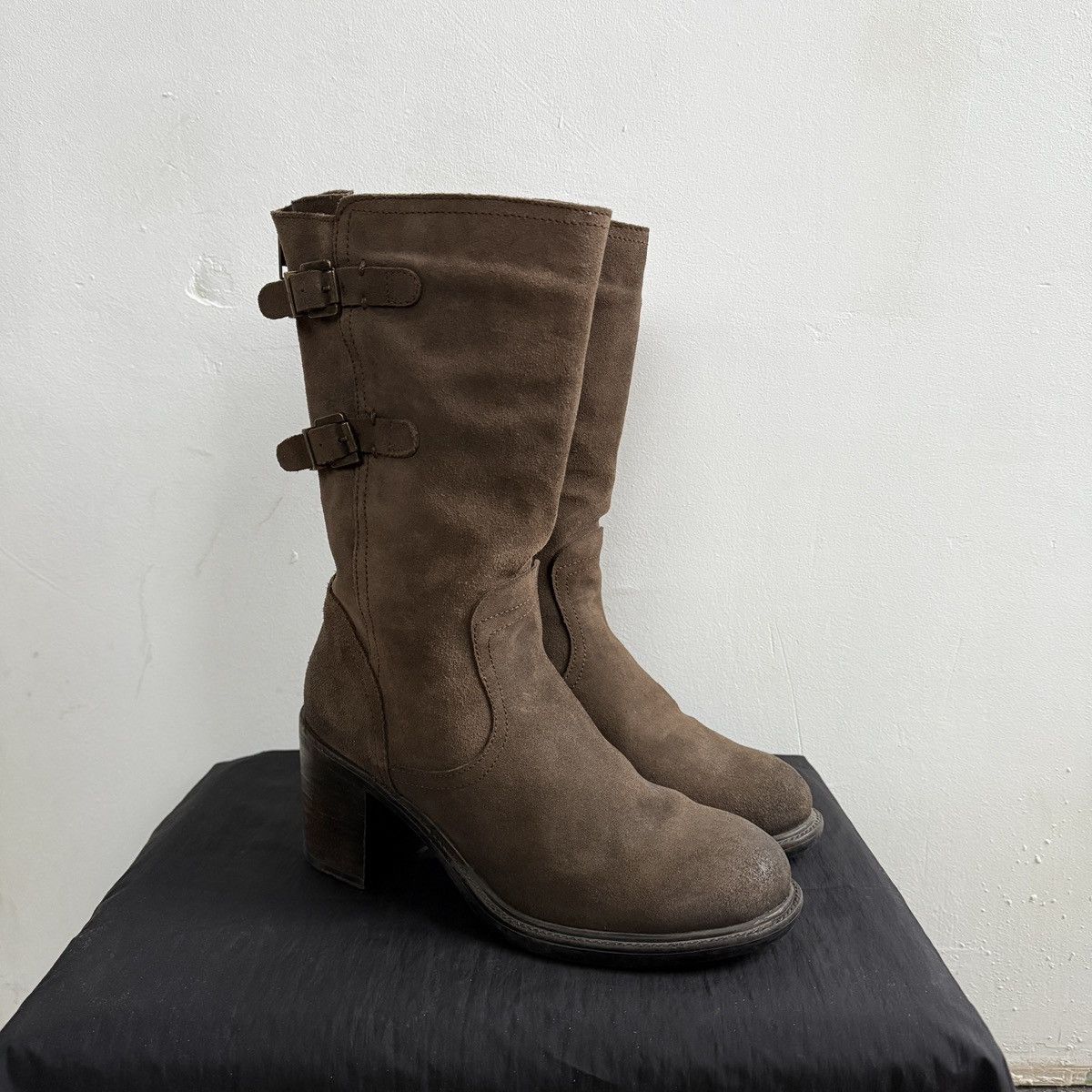 Vintage Vintage Italy Heel Suede Boots Size US 5 / IT 35 - 2 Thumbnail