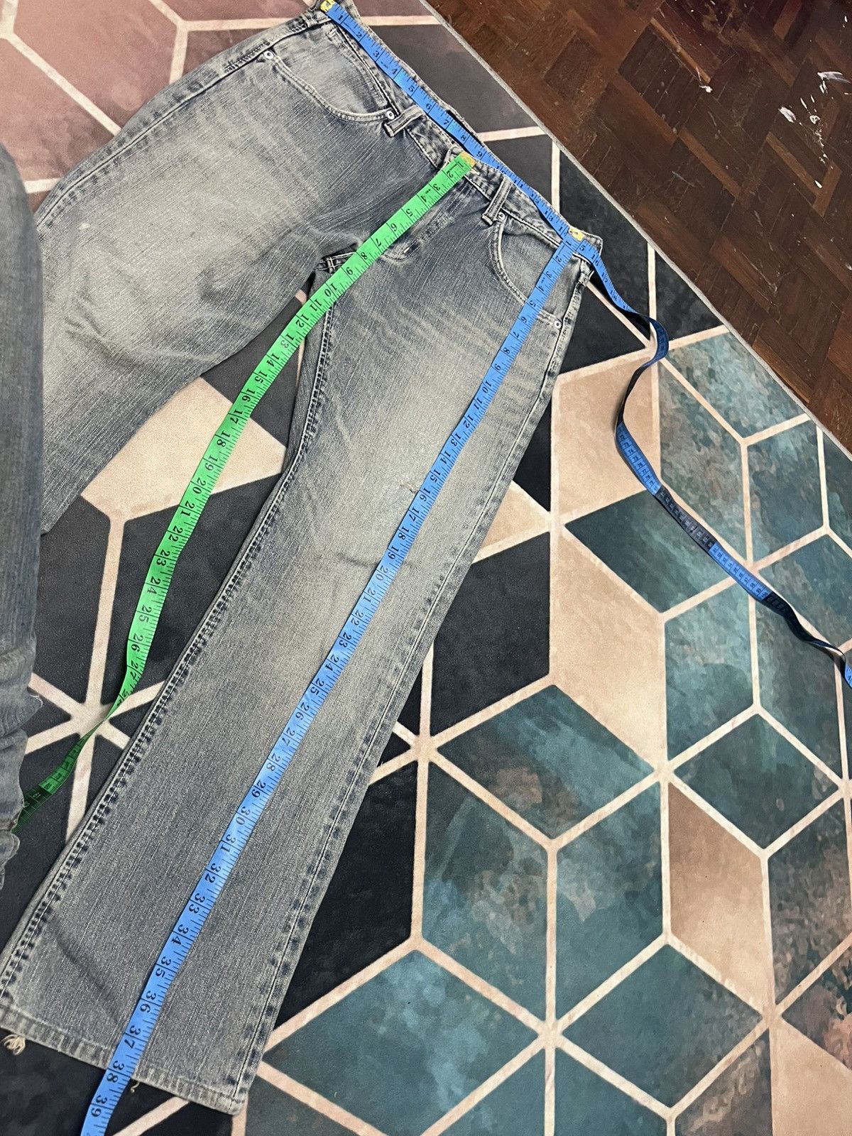 Le Grande Bleu (L.G.B.) 💥Vintage Trashed Wrangler Distressed FLARE Jeans Size US 31 - 13 Thumbnail