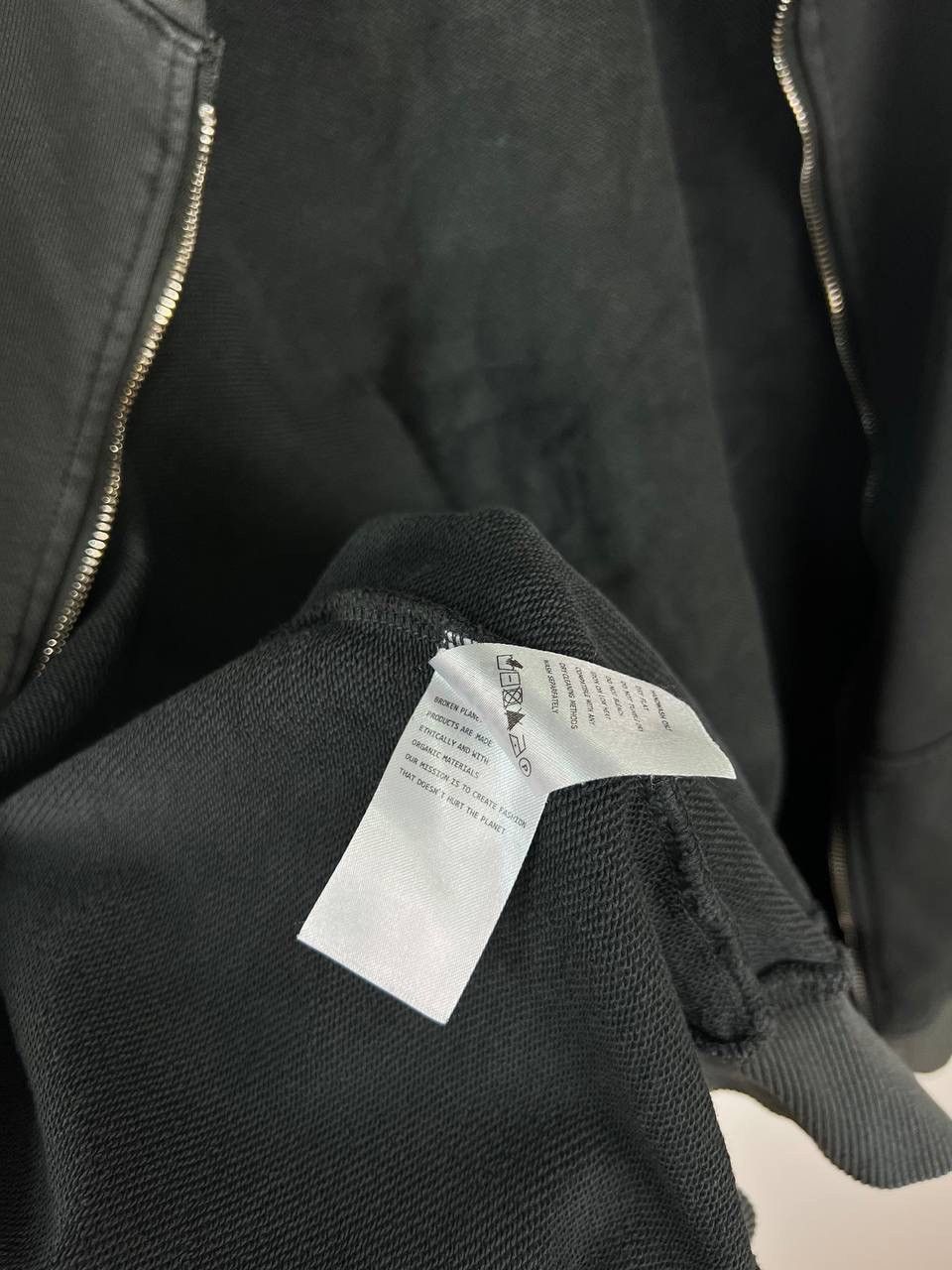 Vintage Broken Planet streetwear zip hoodie size M Size US M / EU 48-50 / 2 - 5 Thumbnail