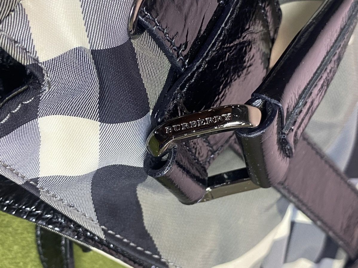Burberry BURBERRY Bicolor Beat Check Nylon Two Way bag Size ONE SIZE - 7 Thumbnail