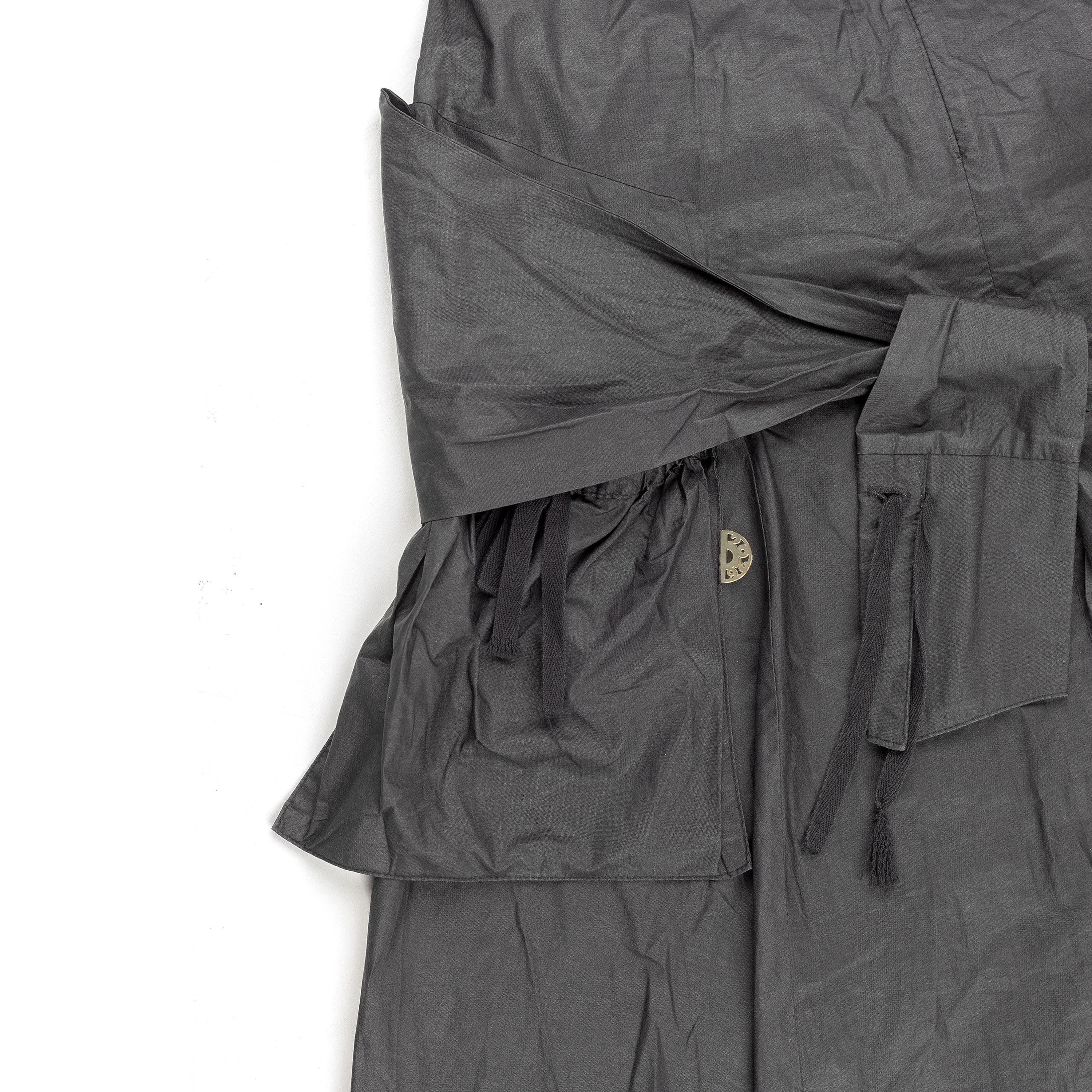 Vintage Vintage Black Asymmetrical Skirt (S-M) Size 27" / US 4 / IT 40 - 4 Thumbnail