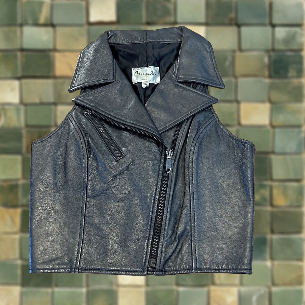 Vintage VINTAGE Armenta Leather Biker Vest Full Zip Black Medium Made In USA 80s Womens Size M / US 6-8 / IT 42-44 - 1 Thumbnail