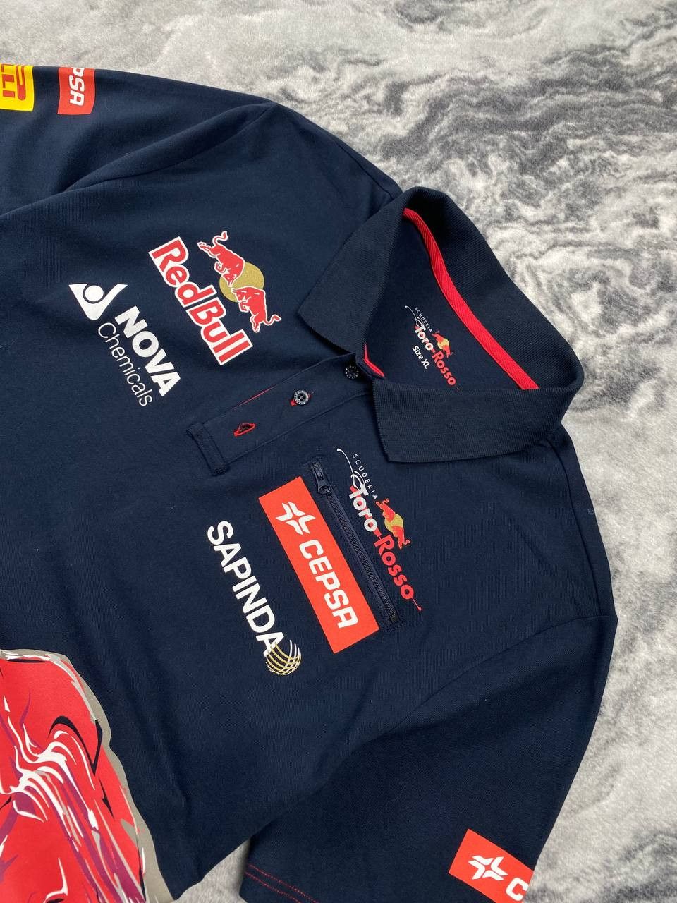 Vintage Vintage Toro Rosso Red Bull Racing Big Logo Men Size XL Size US XL / EU 56 / 4 - 5 Thumbnail