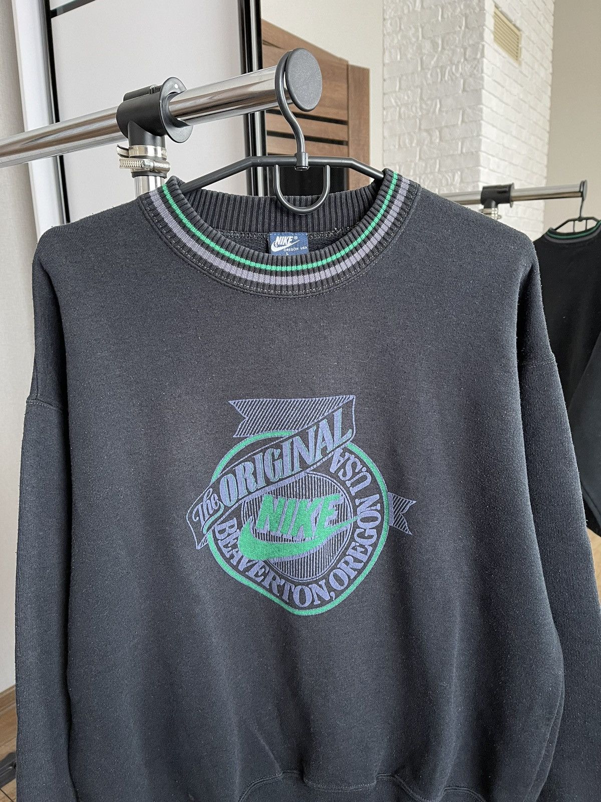 Other Nike Oregon Vintage Sweatshirt Crewneck 80s Big Logo Size US L / EU 52-54 / 3 - 3 Thumbnail