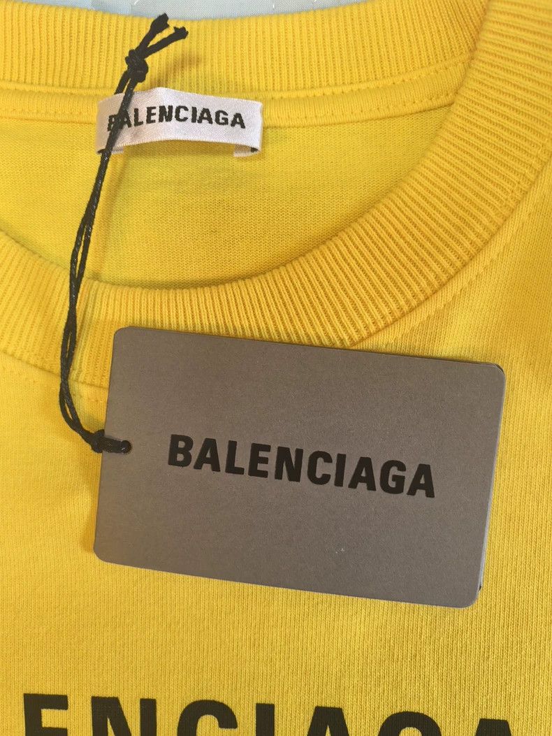 Balenciaga Balenciaga Yellow short sleeve T-shirt Size US M / EU 48-50 / 2 - 2 Thumbnail