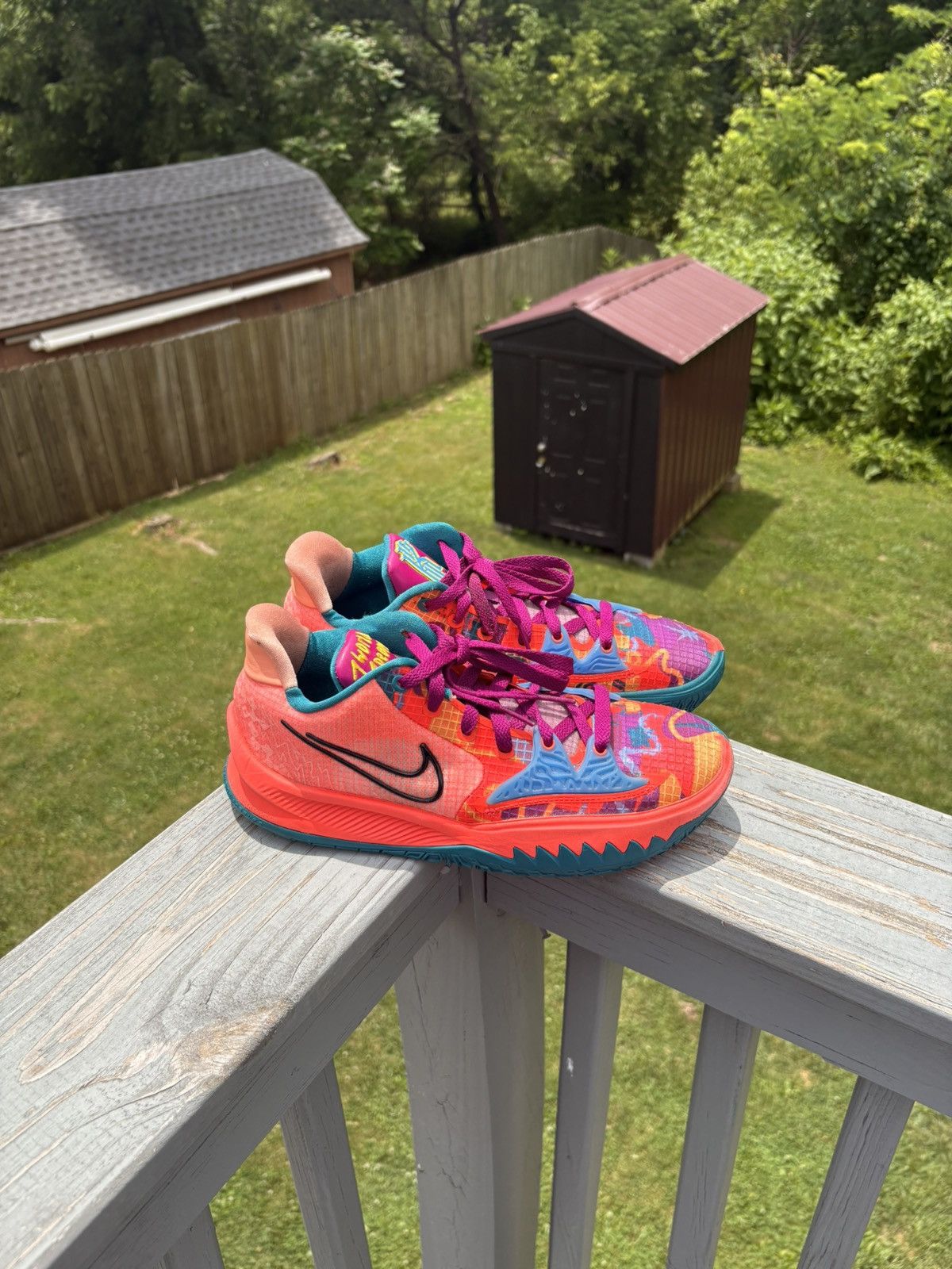 Nike Kyrie low 4 1 world 1 people Size US 8 / EU 41 - 1 Thumbnail