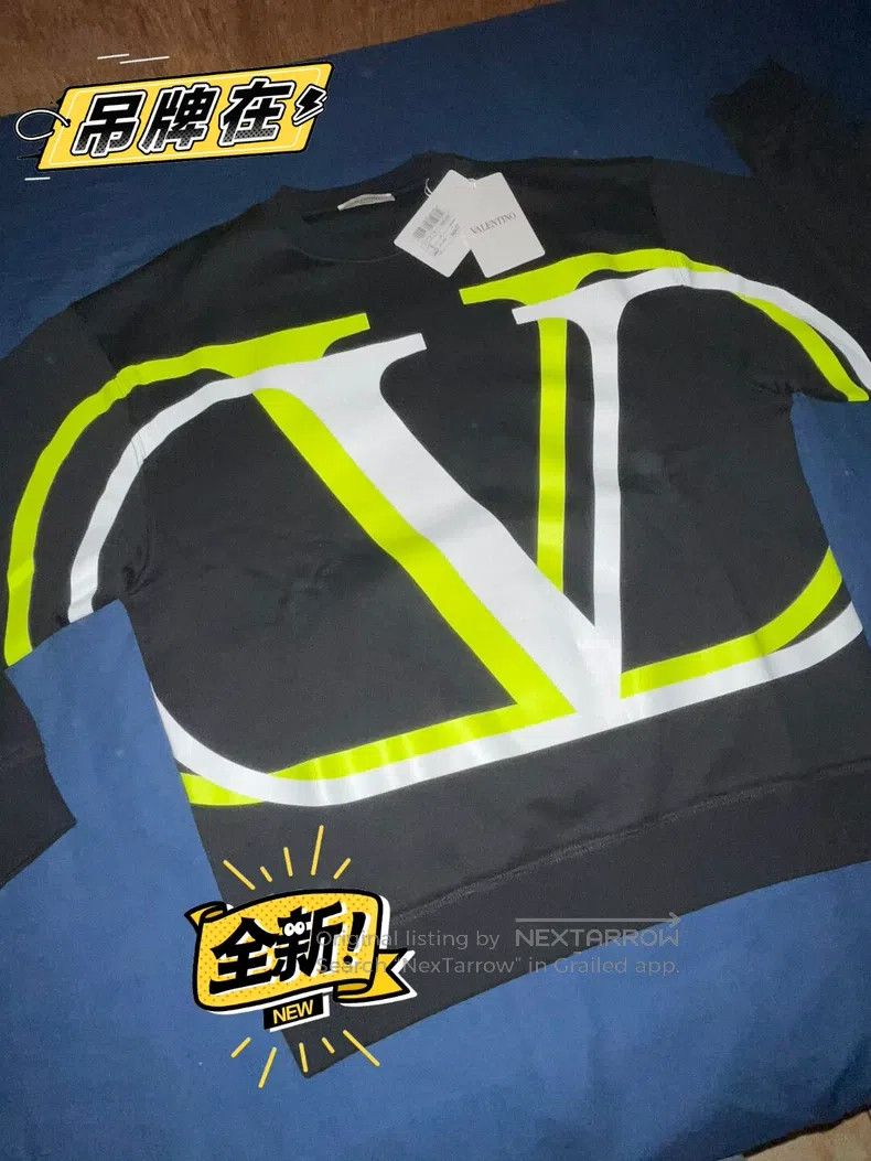 Valentino Valentino Pre-autumn V-logo sweatshirt Size US S / EU 44-46 / 1 - 1 Thumbnail