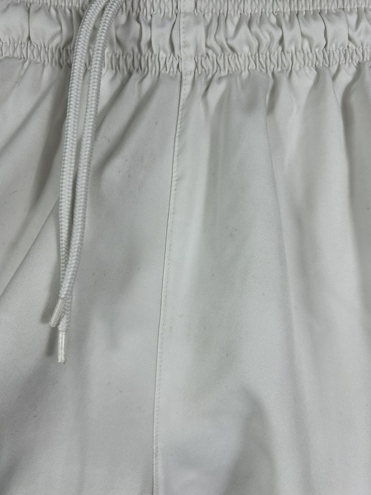 Nike NIKE MANCHESTER UNITED 2010/11 SHORTS FOOTBALL SOCCER SIZE M Size US 32 / EU 48 - 9 Thumbnail