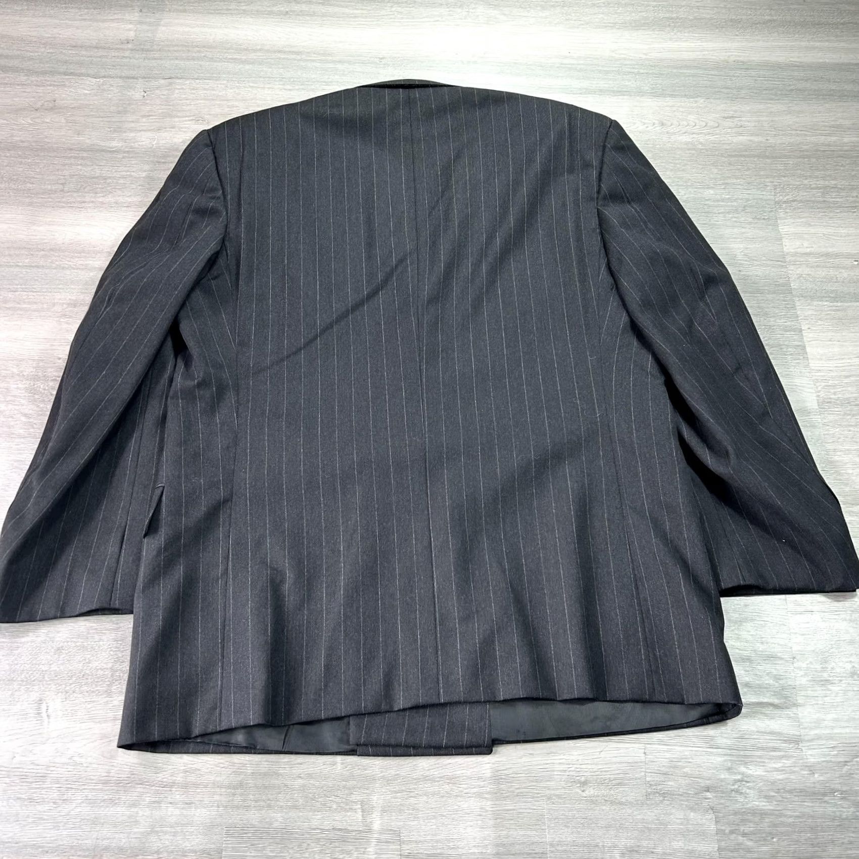 Vintage VINTAGE Hickey Freeman Suit Jacket Mens 44 Wool Pinstripe Double Breasted USA Gray Stripe Classic 2 Piece Mens Size 44R - 2 Thumbnail