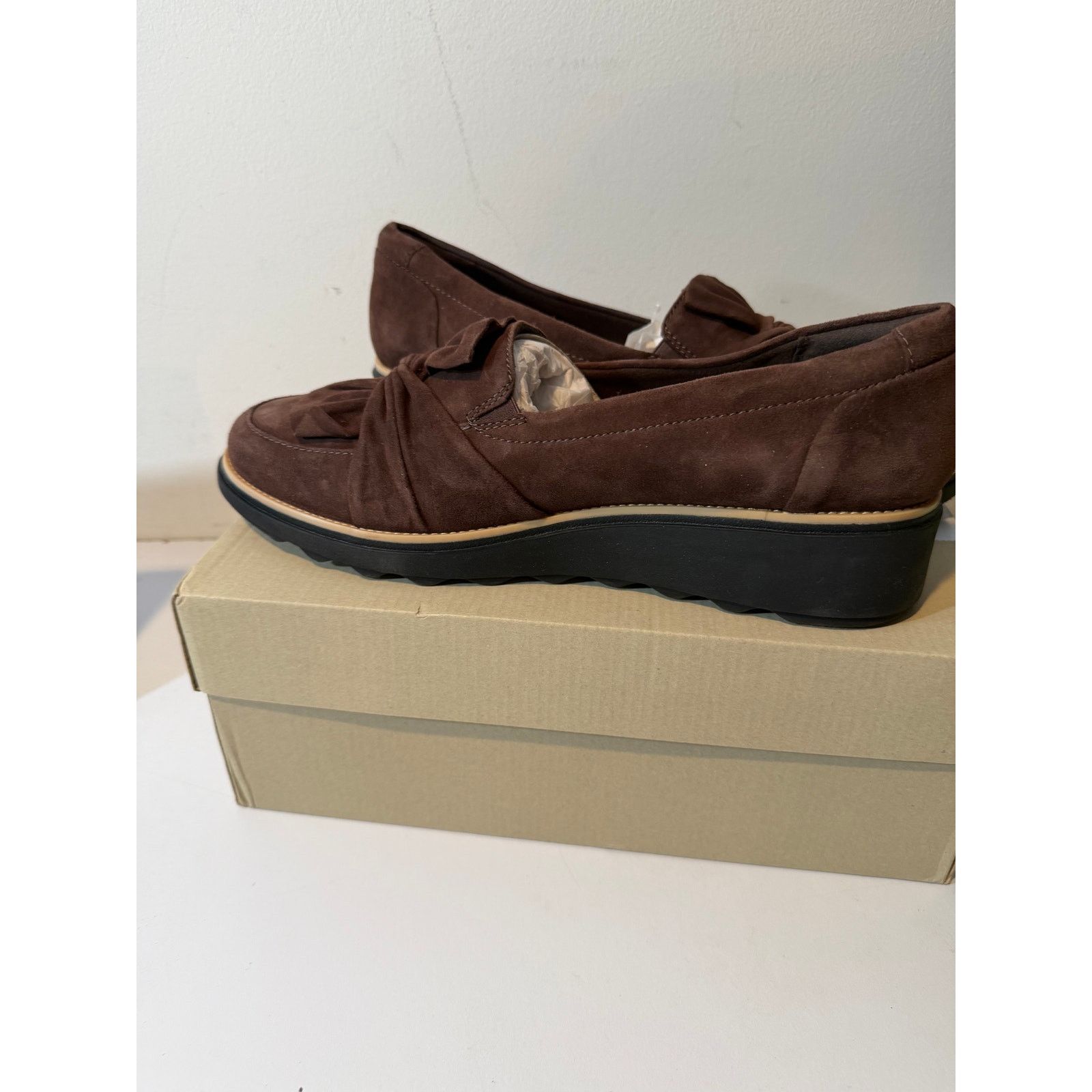 Clarks Clarks dark brown Suede Sharon Dasher Knotted Slipon Loafers Size US 12 / IT 42 - 4 Thumbnail