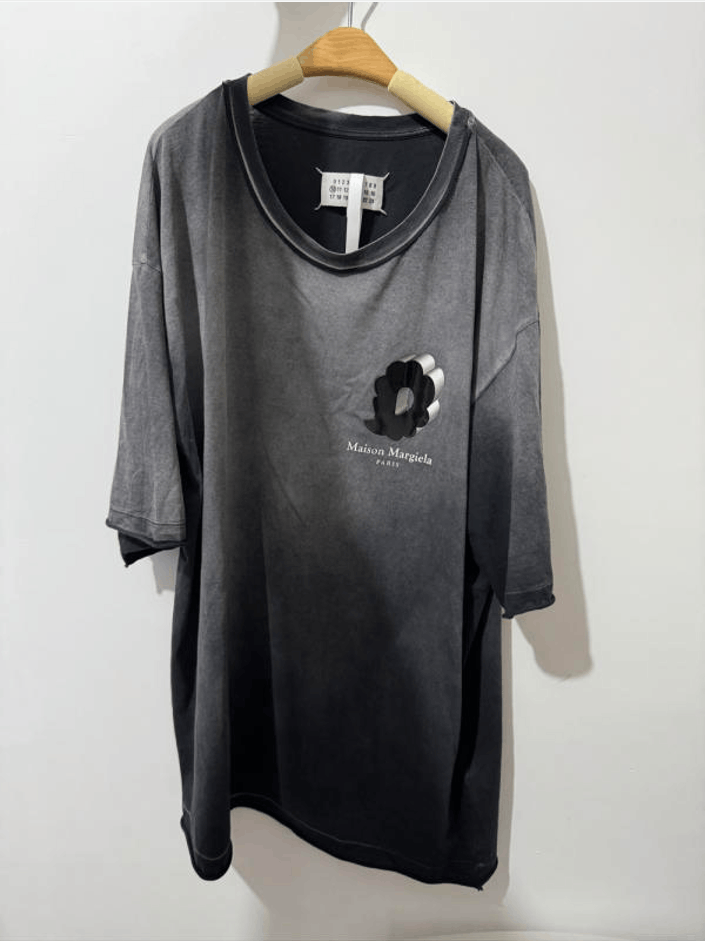 トップス 2005AW Martin Margiela deconstructed tee Maison Margiela RARE Faded Deconstructed 'America' T Shirt | Grailed