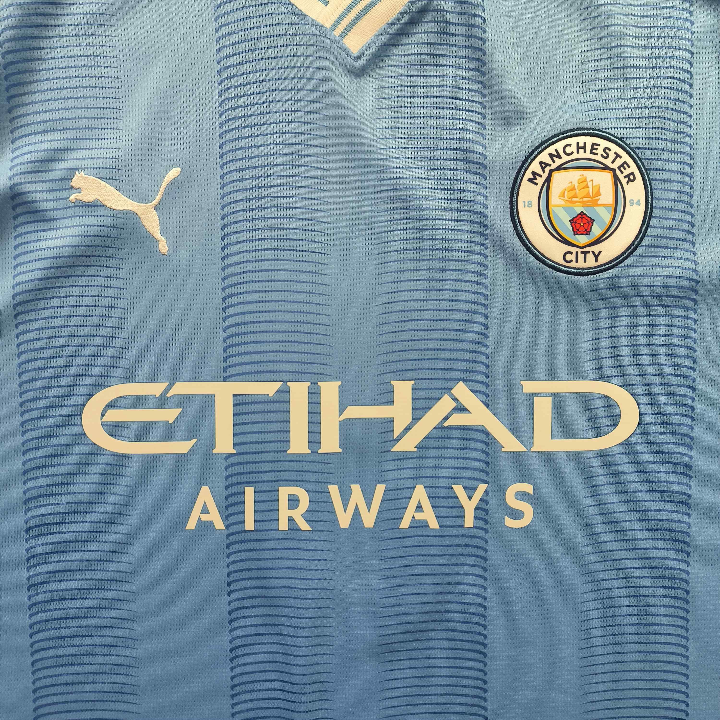 Puma Manchester City 2023-24 Puma home Haaland football jersey L Size US L / EU 52-54 / 3 - 3 Thumbnail
