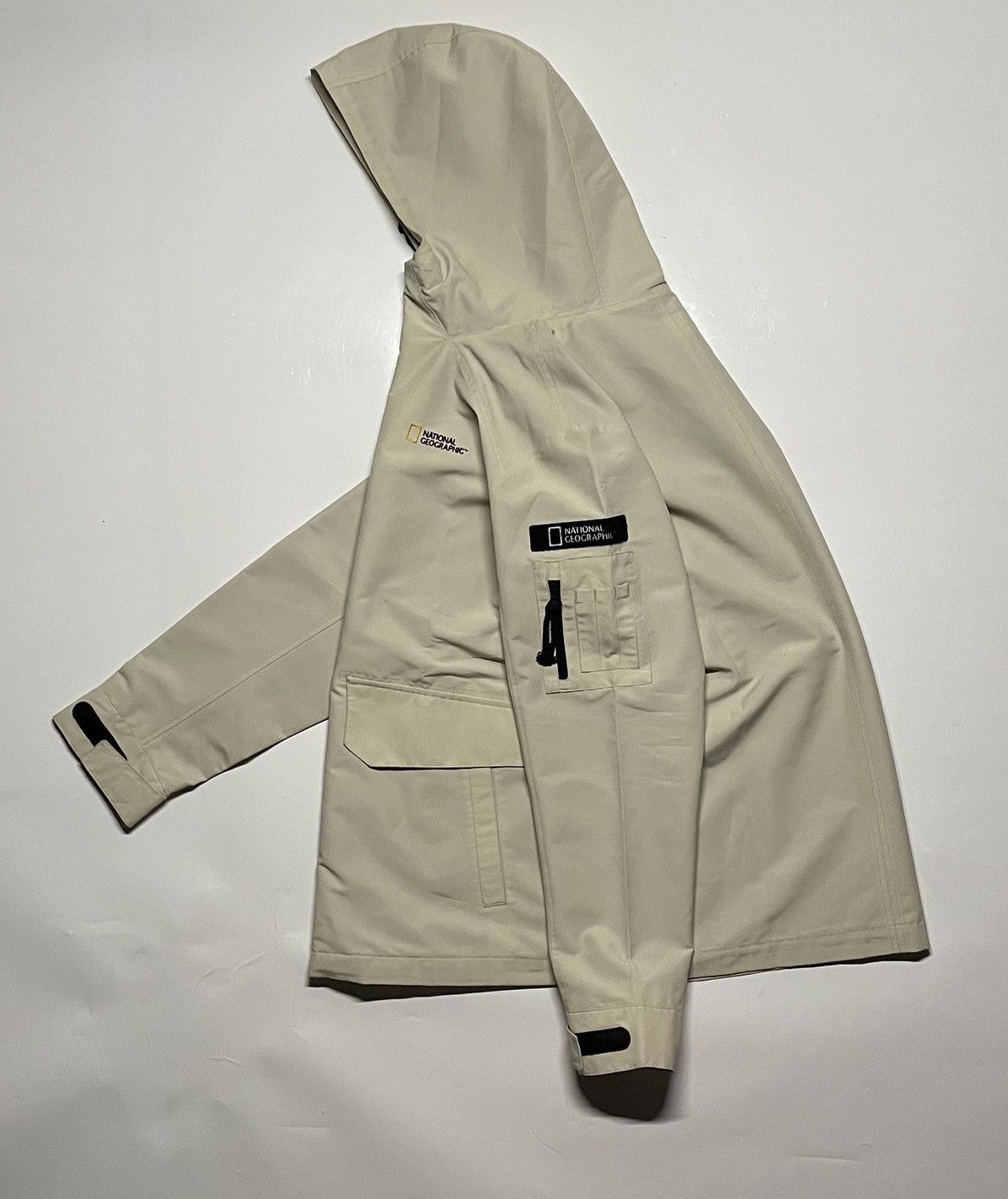 Adventure Bound × Costume National National geographic parka outdoor windbreaker jacket Size US L / EU 52-54 / 3 - 1 Thumbnail