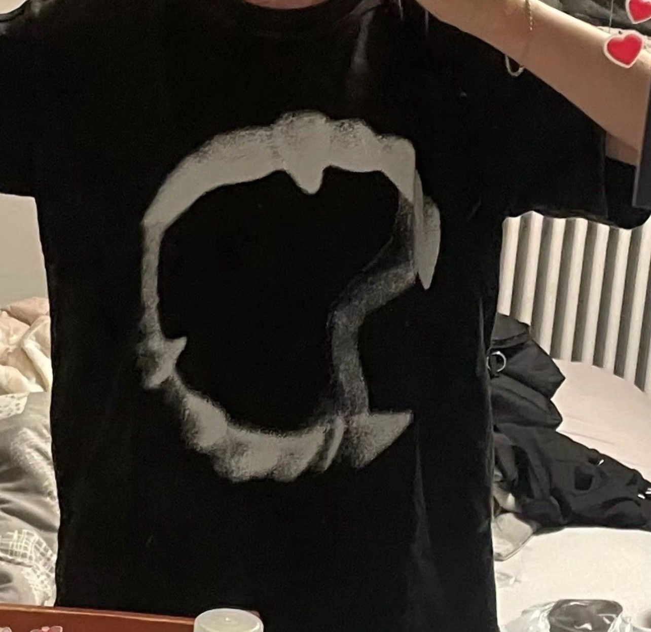 Japanese Brand Vampire Bites Design Graphic Tees Size US XL / EU 56 / 4 - 2 Thumbnail